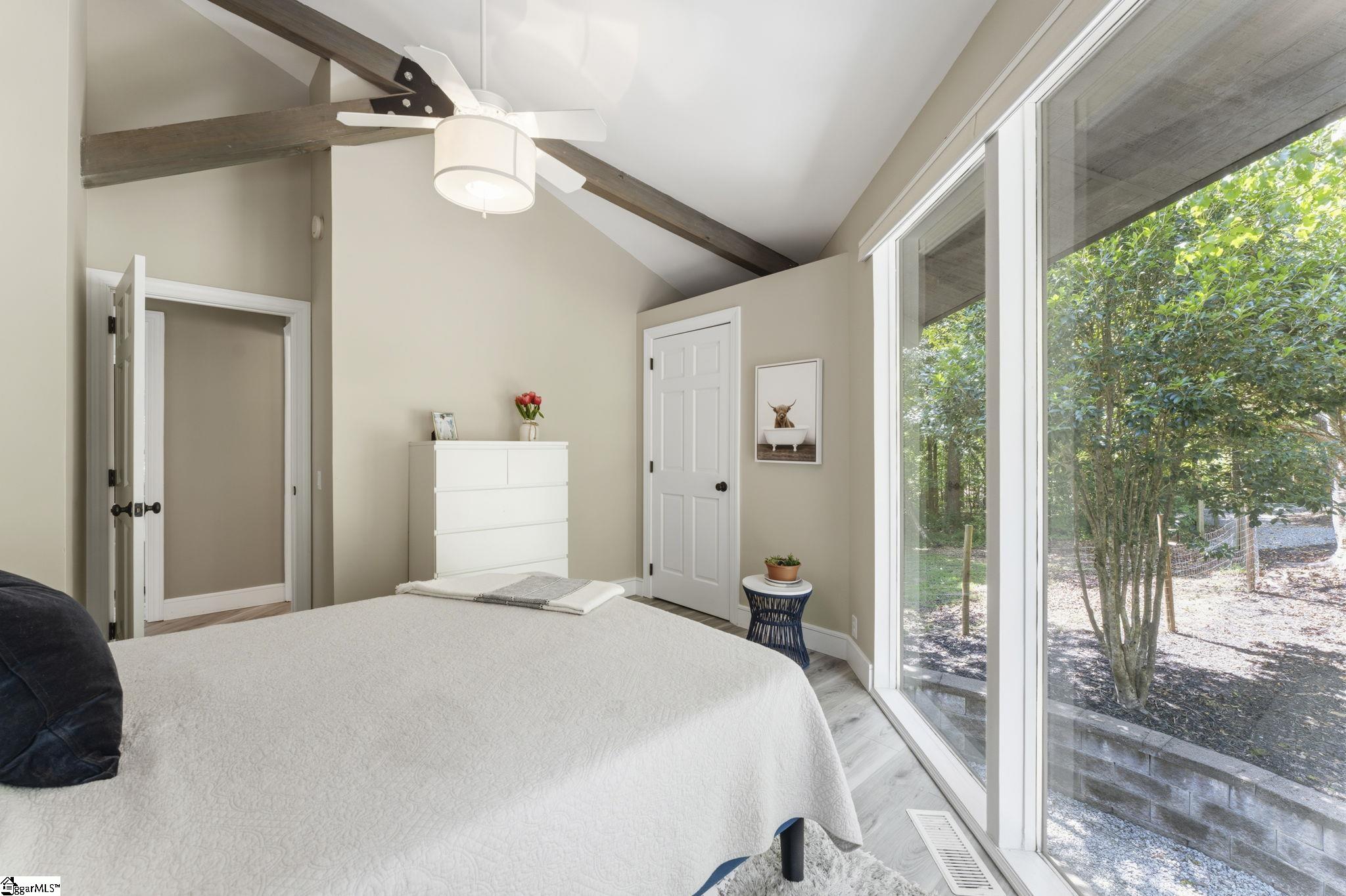 305 Raven Cliff Road Property Photo 27