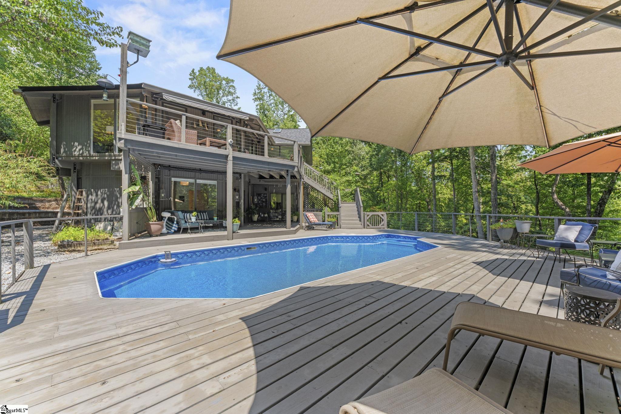 305 Raven Cliff Road Property Photo 32