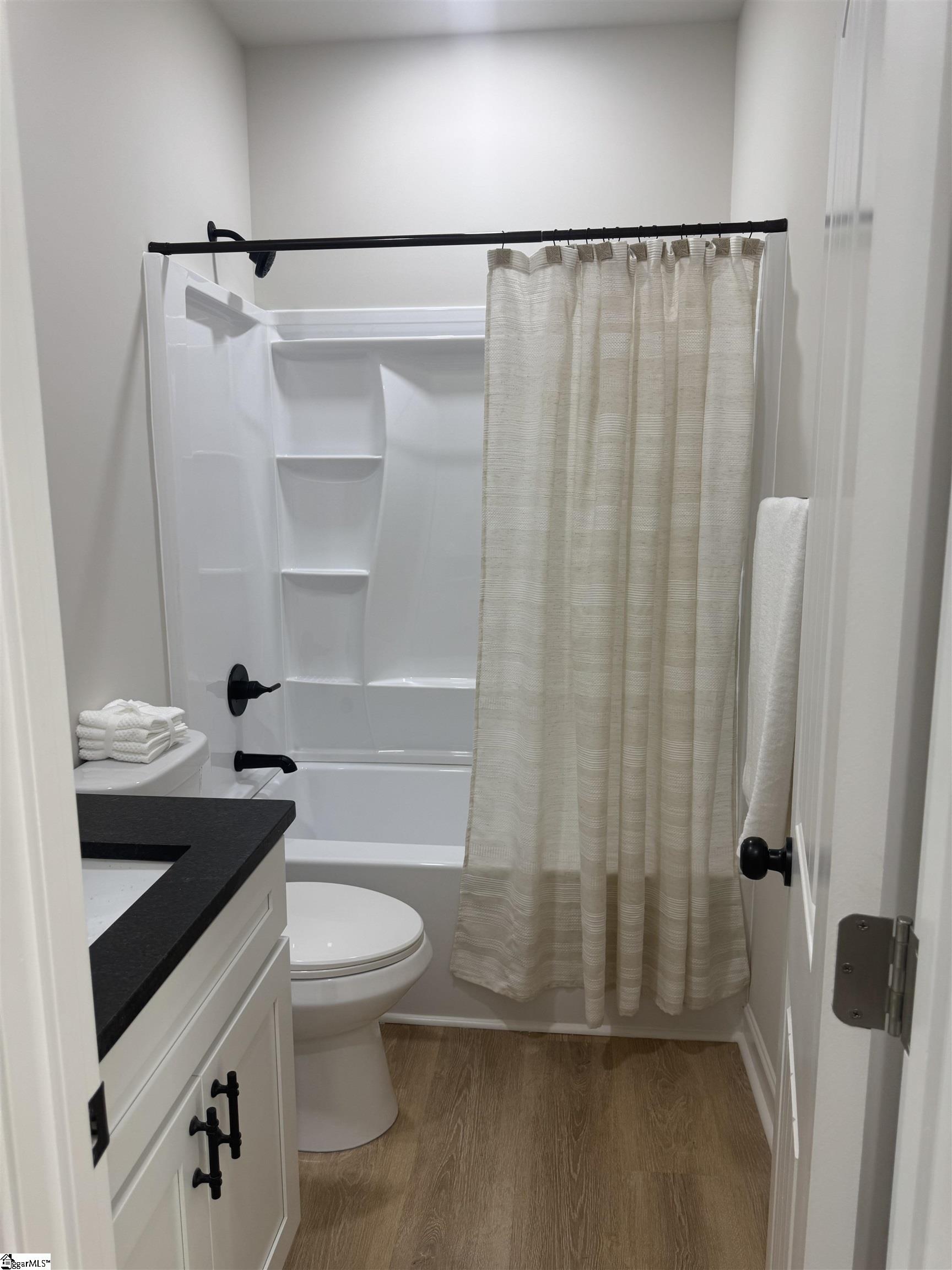 829 Dora Drive Property Photo 7