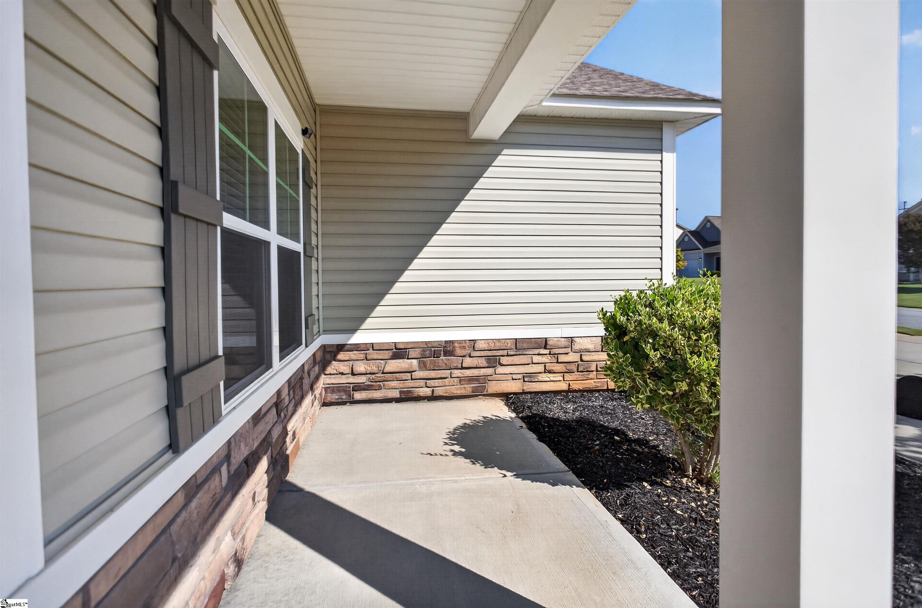 215 Press Way Property Photo 4