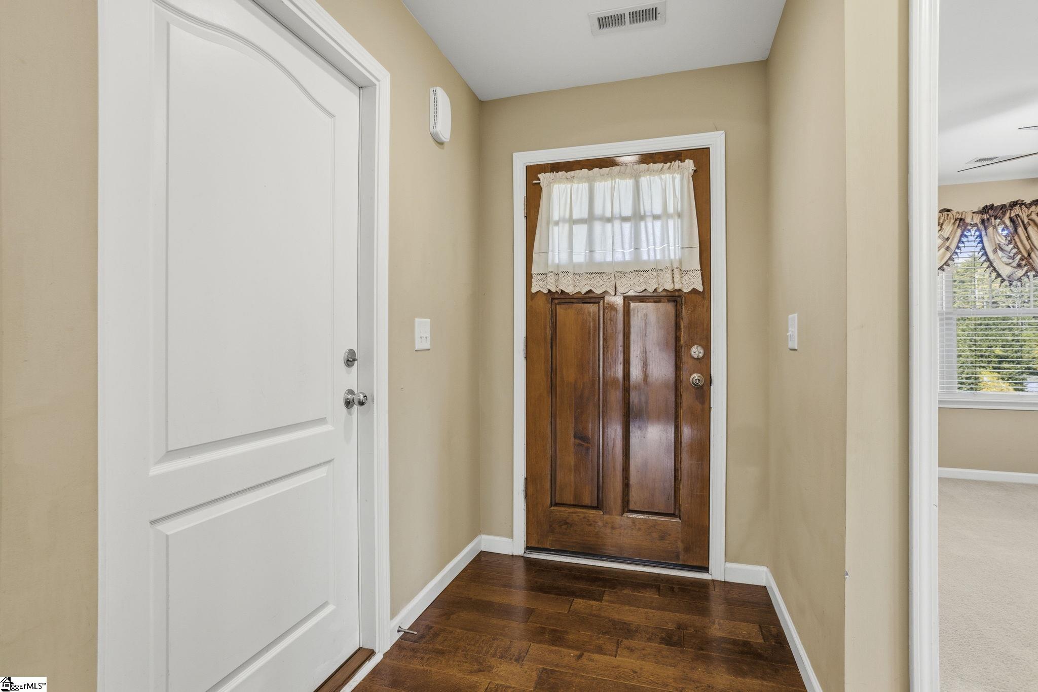 1 Hawkcrest Court Property Photo 10