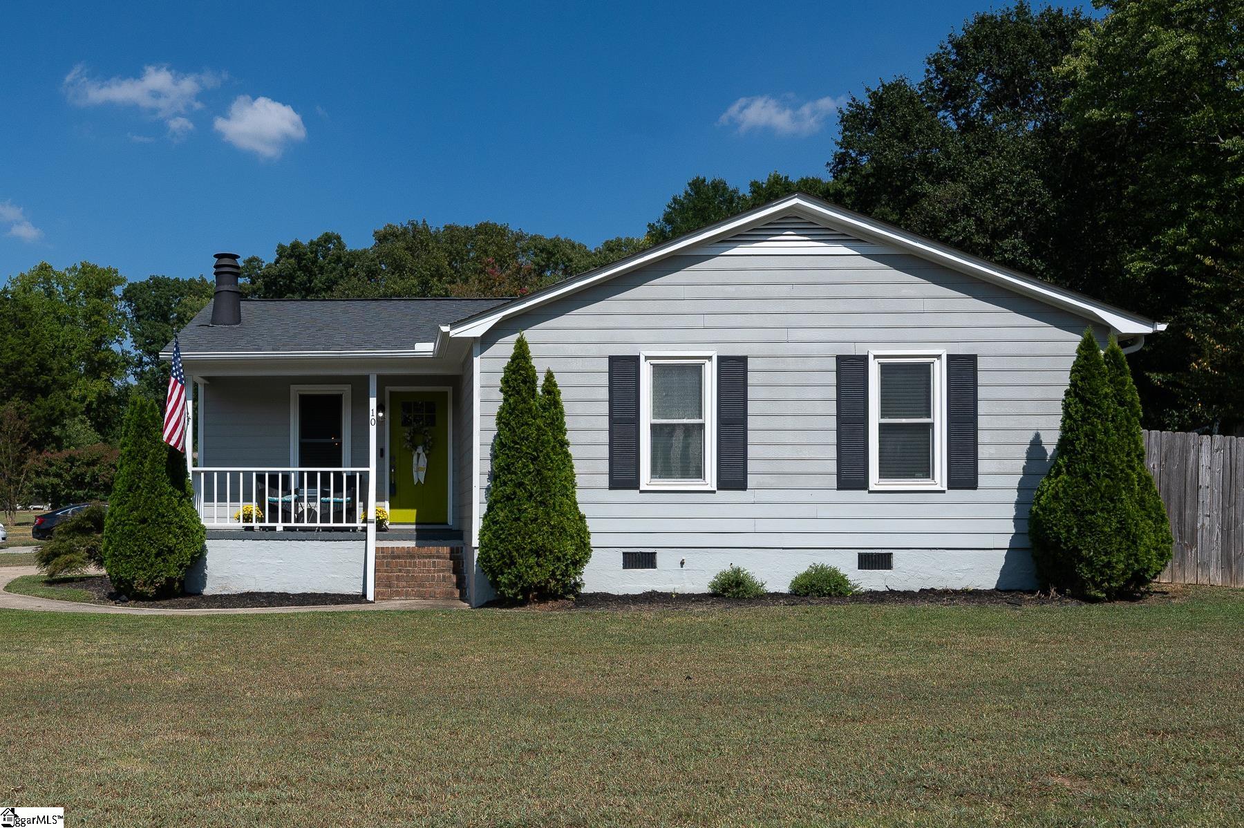 10 Meadowview Drive Property Photo 2