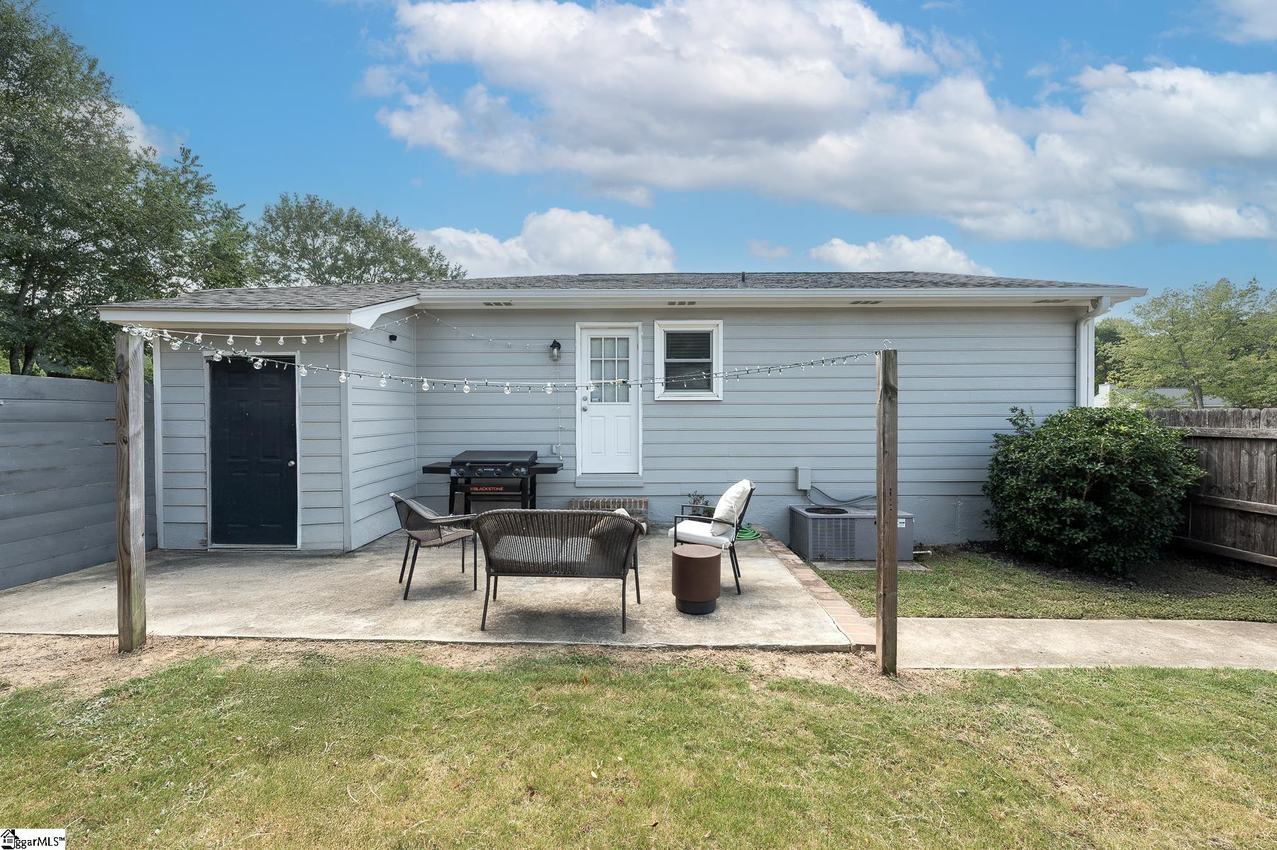 10 Meadowview Drive Property Photo 23