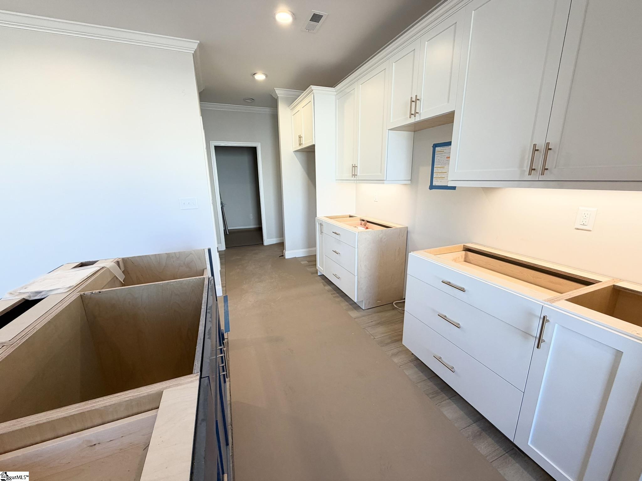 31 Hasbrook Lane Property Photo 4