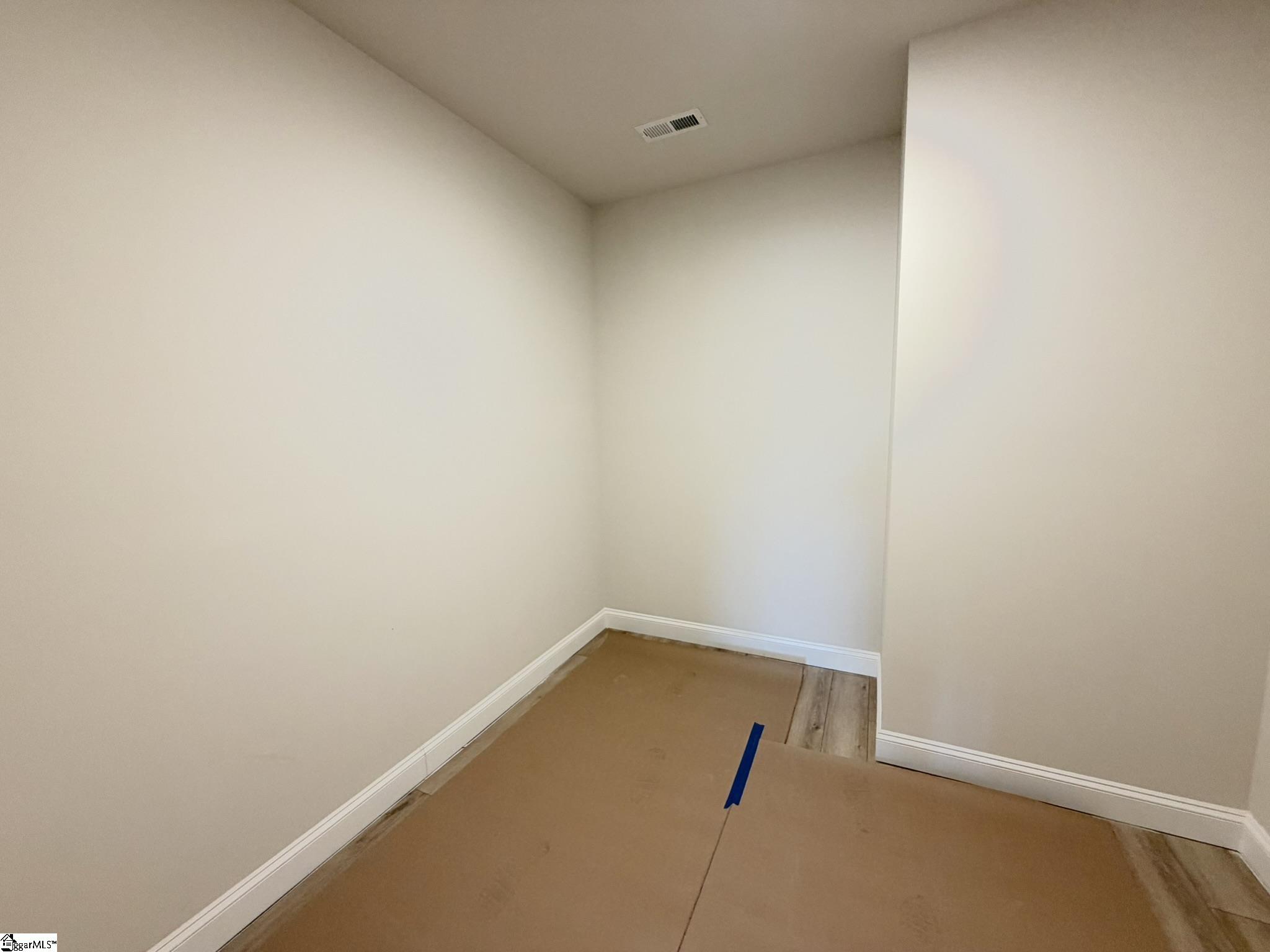 31 Hasbrook Lane Property Photo 11