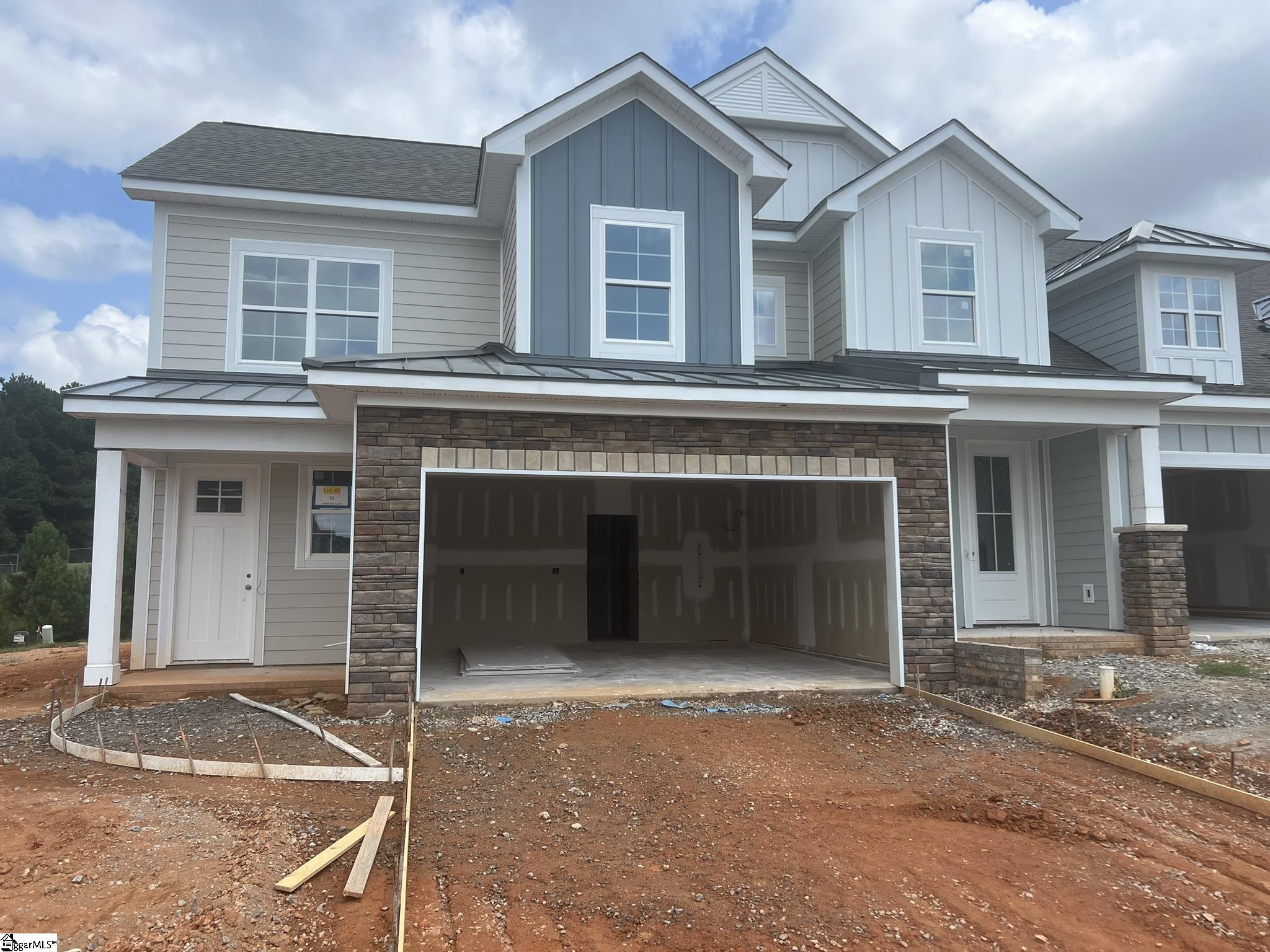 31 Hasbrook Lane Property Photo 16