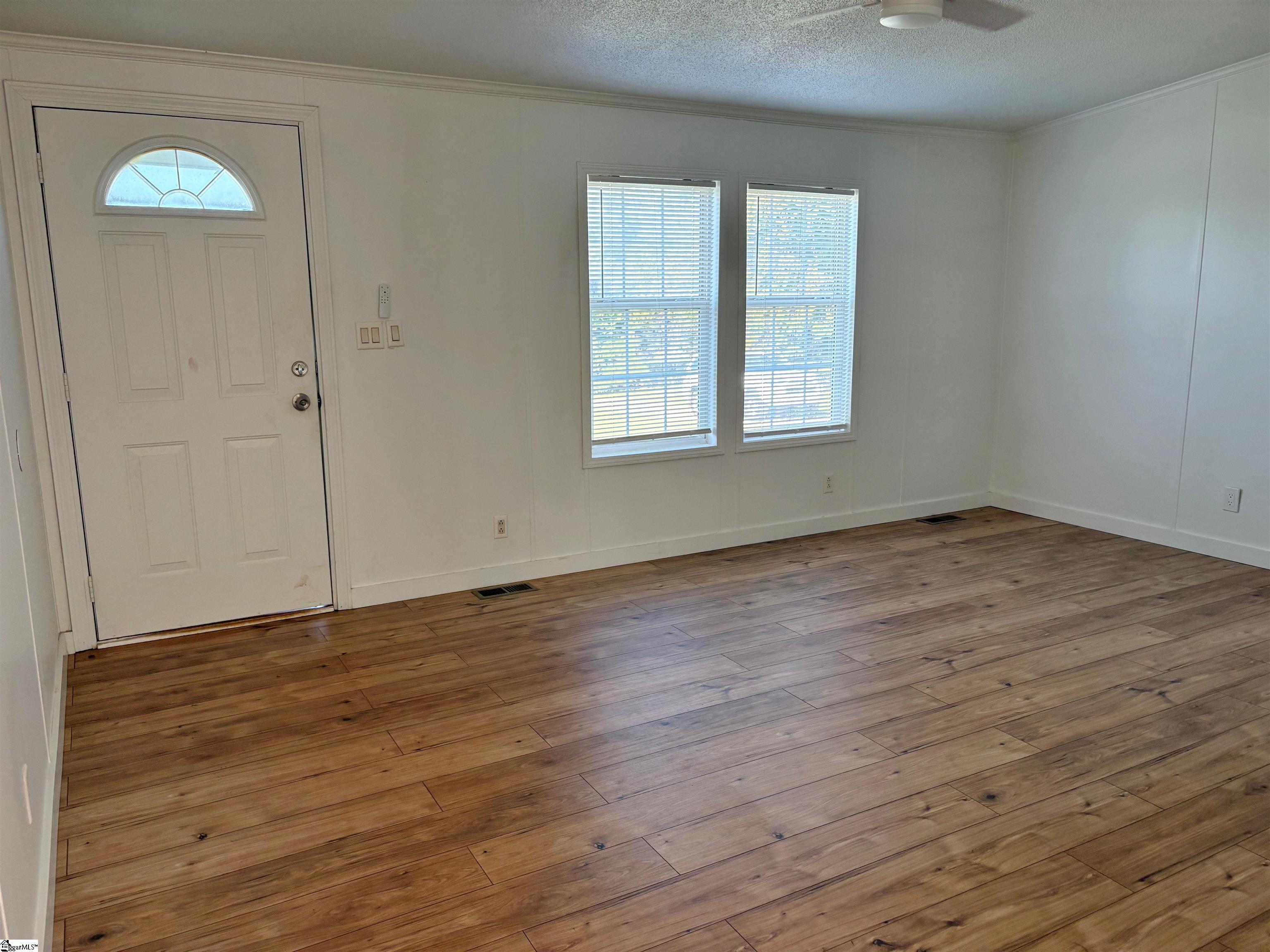 9 Sarah Court Property Photo 3