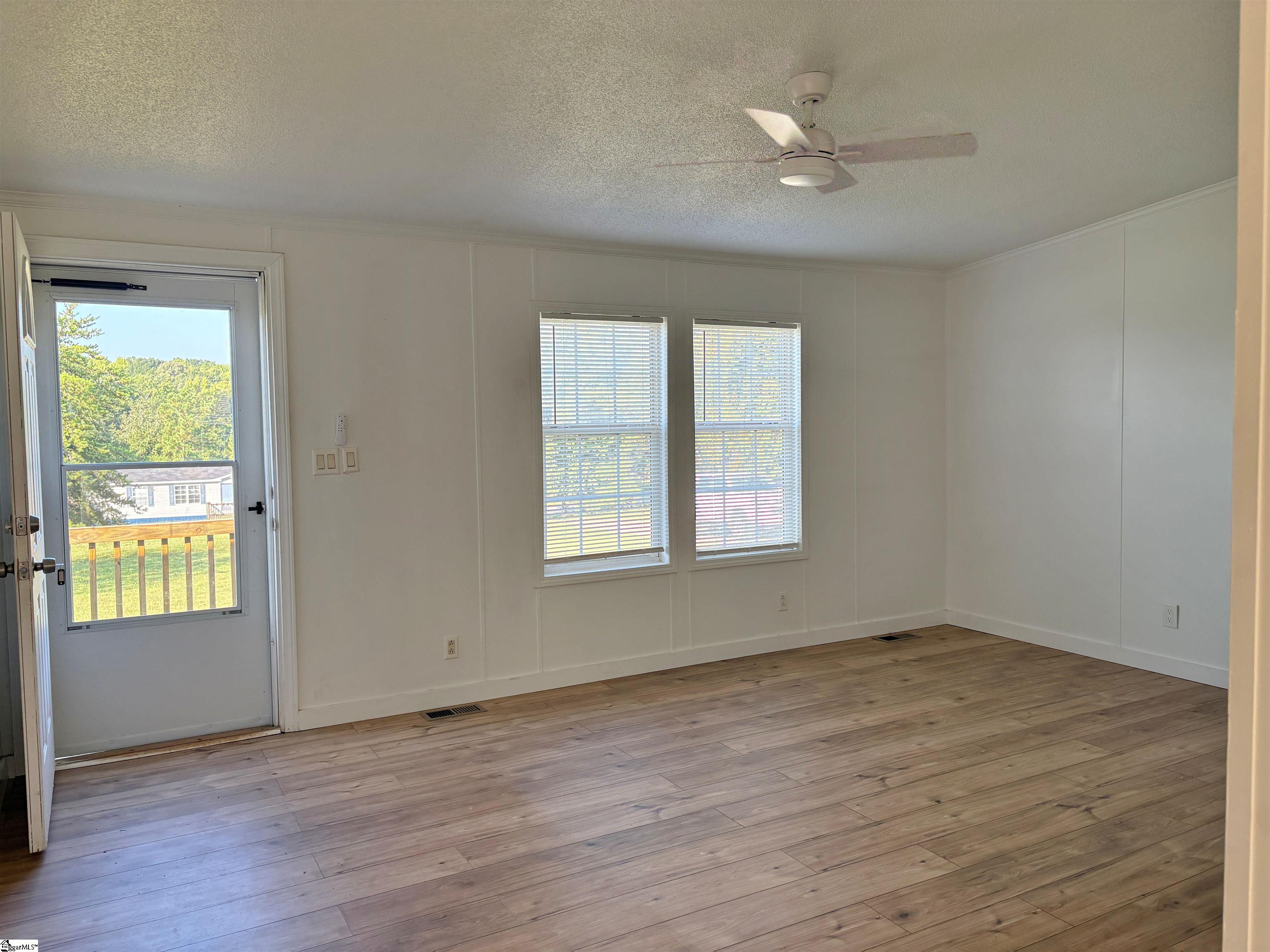 9 Sarah Court Property Photo 5