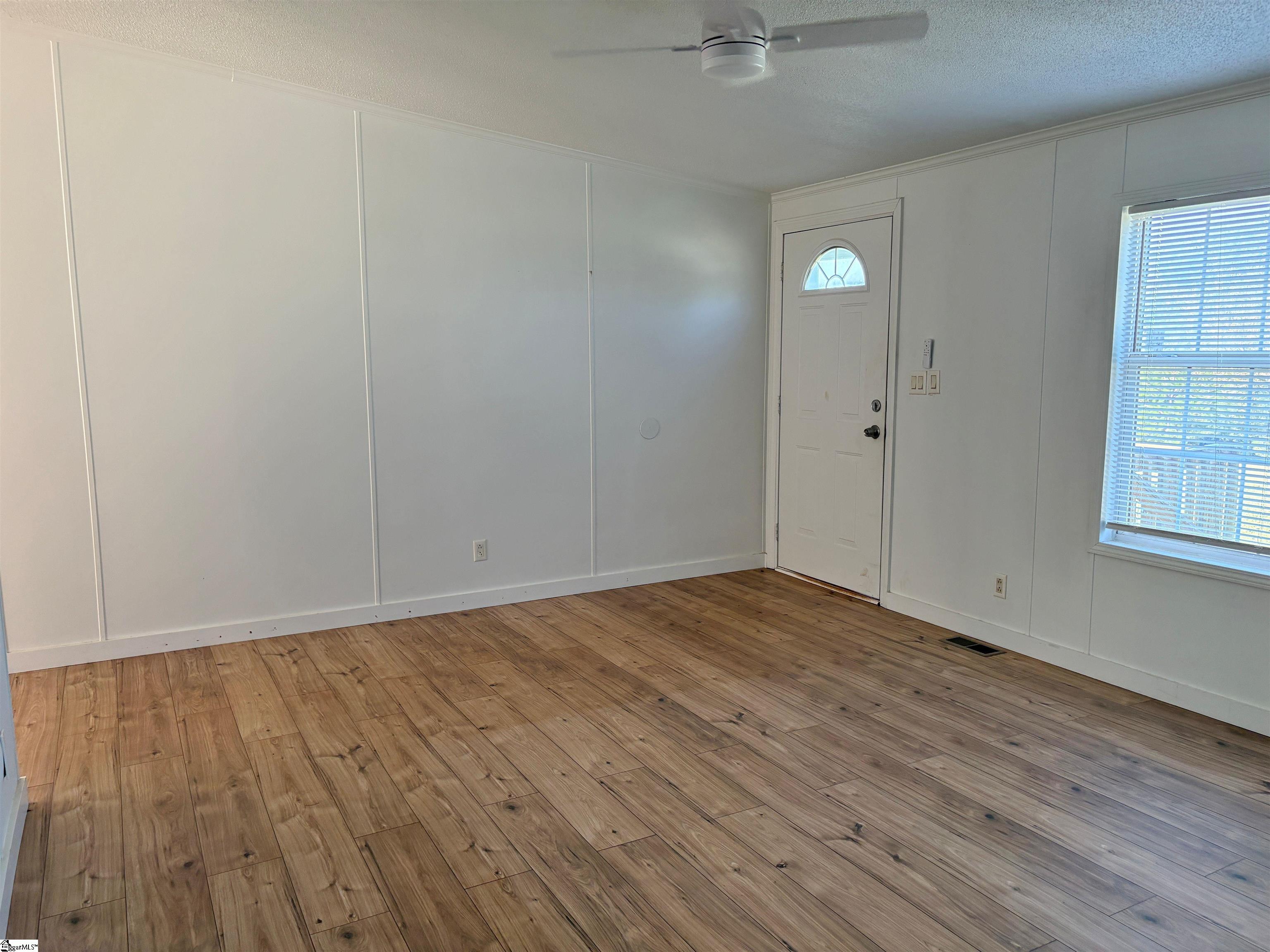 9 Sarah Court Property Photo 8