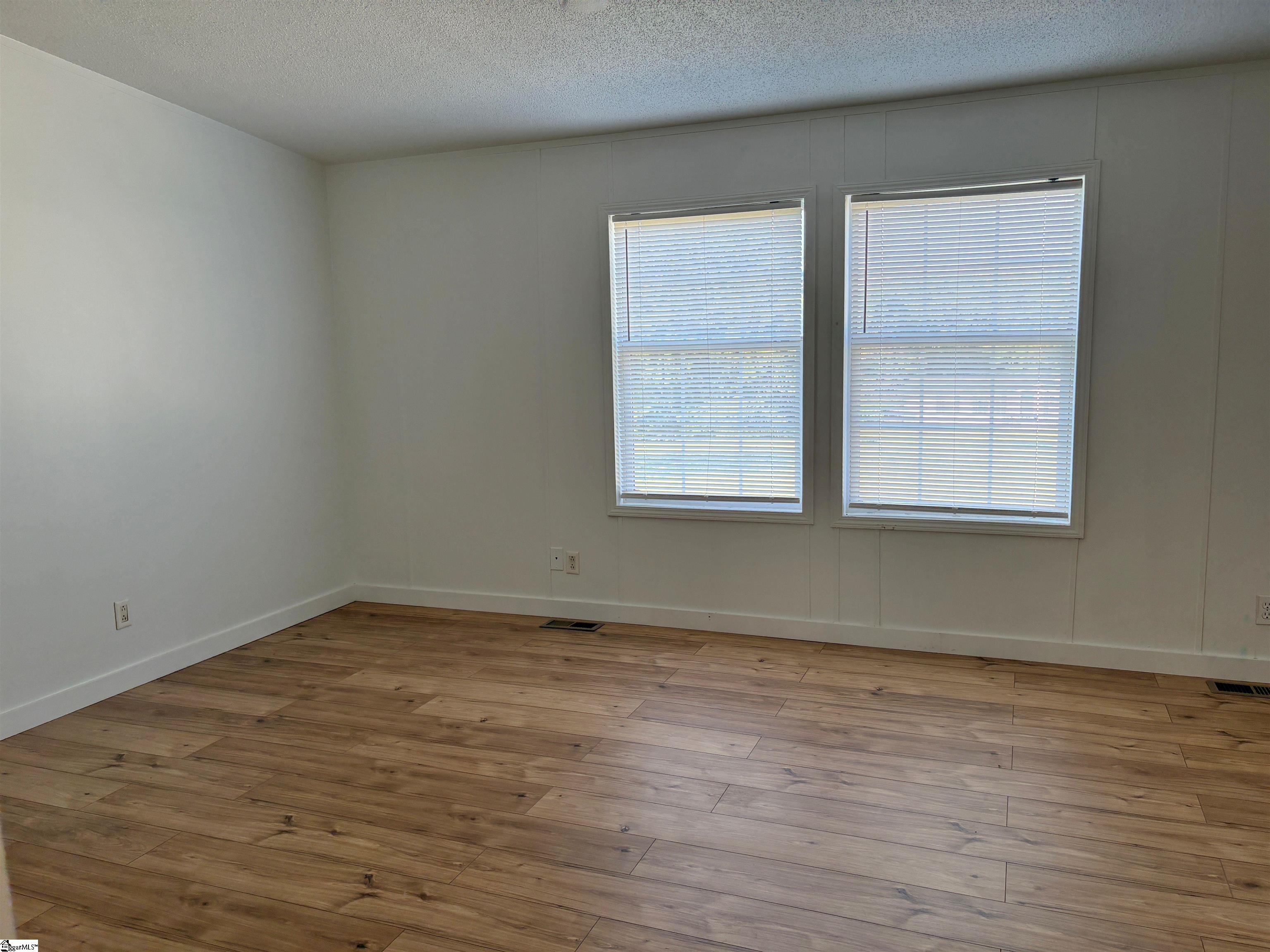 9 Sarah Court Property Photo 11