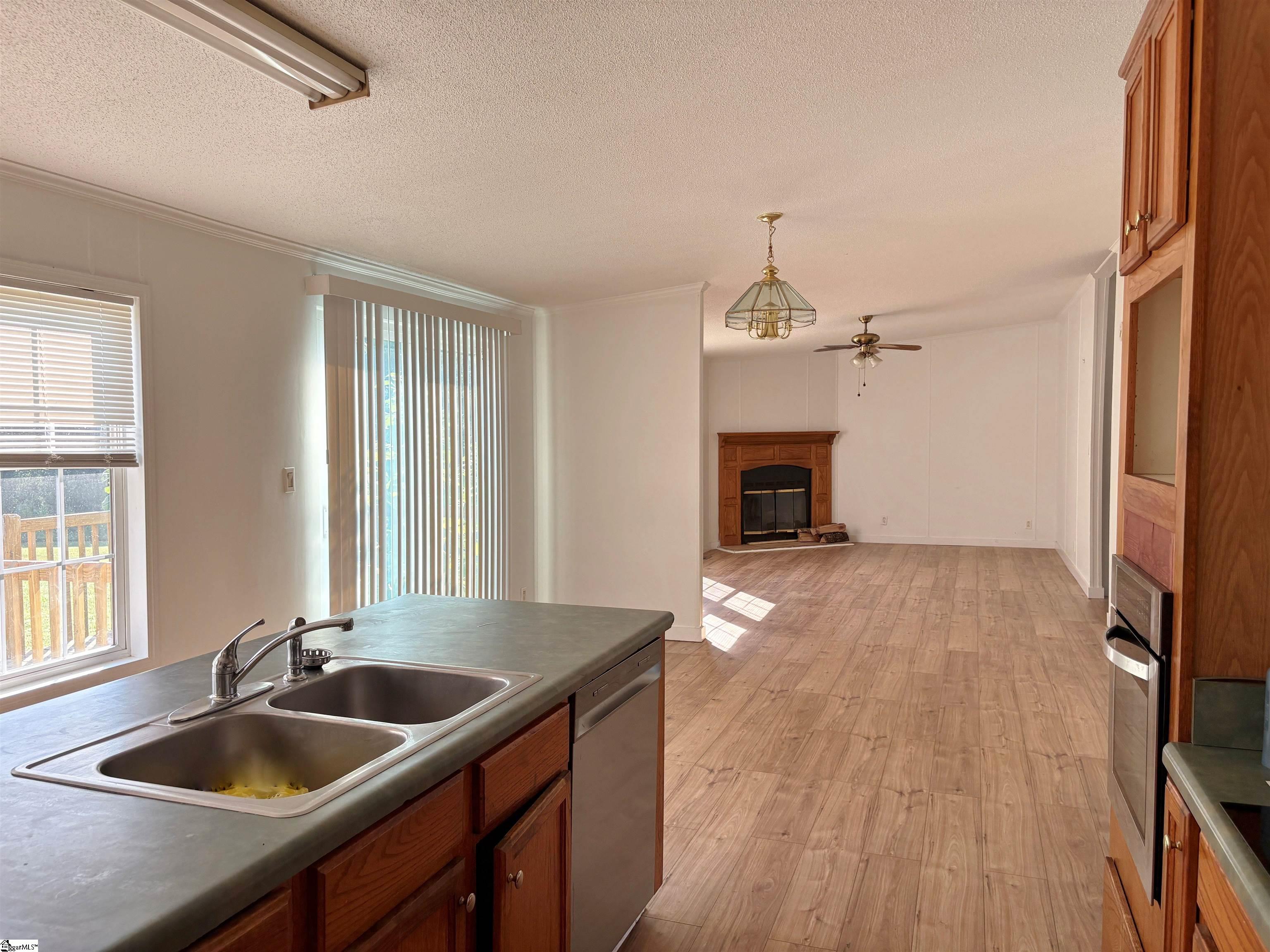 9 Sarah Court Property Photo 17