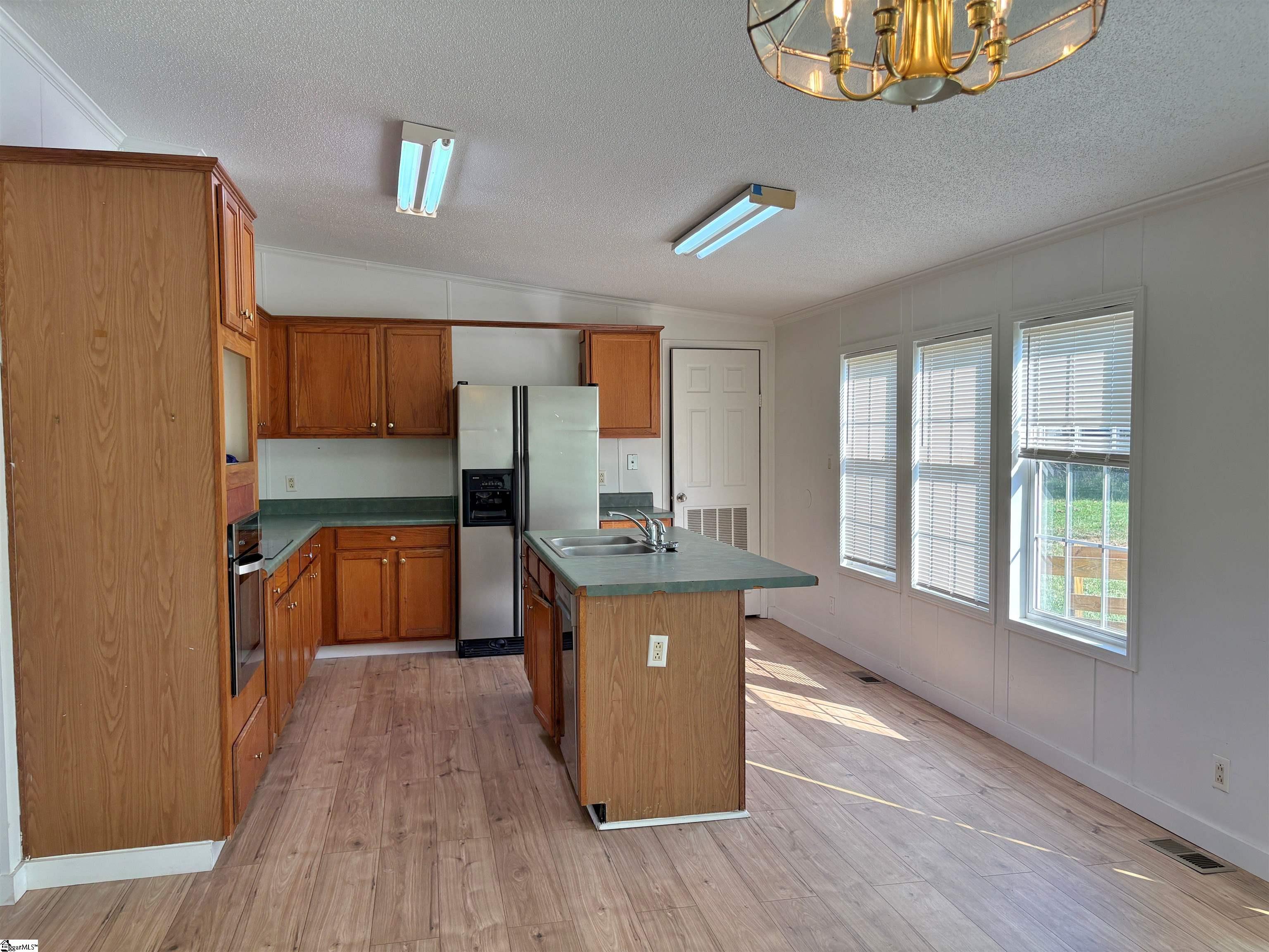 9 Sarah Court Property Photo 19