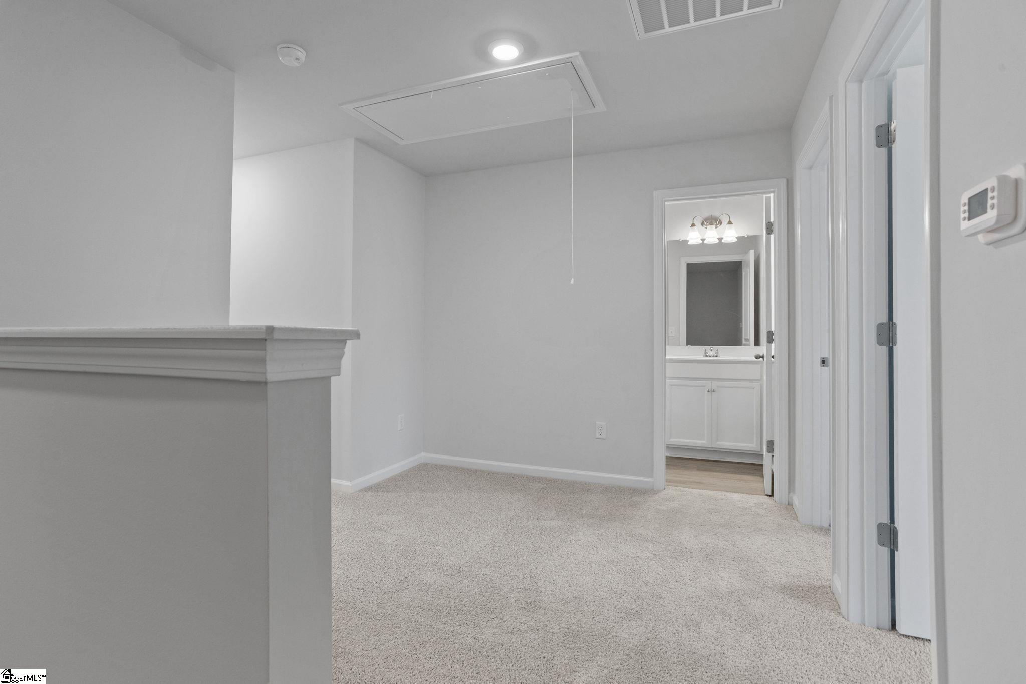 102 Derwent Trail Property Photo 28