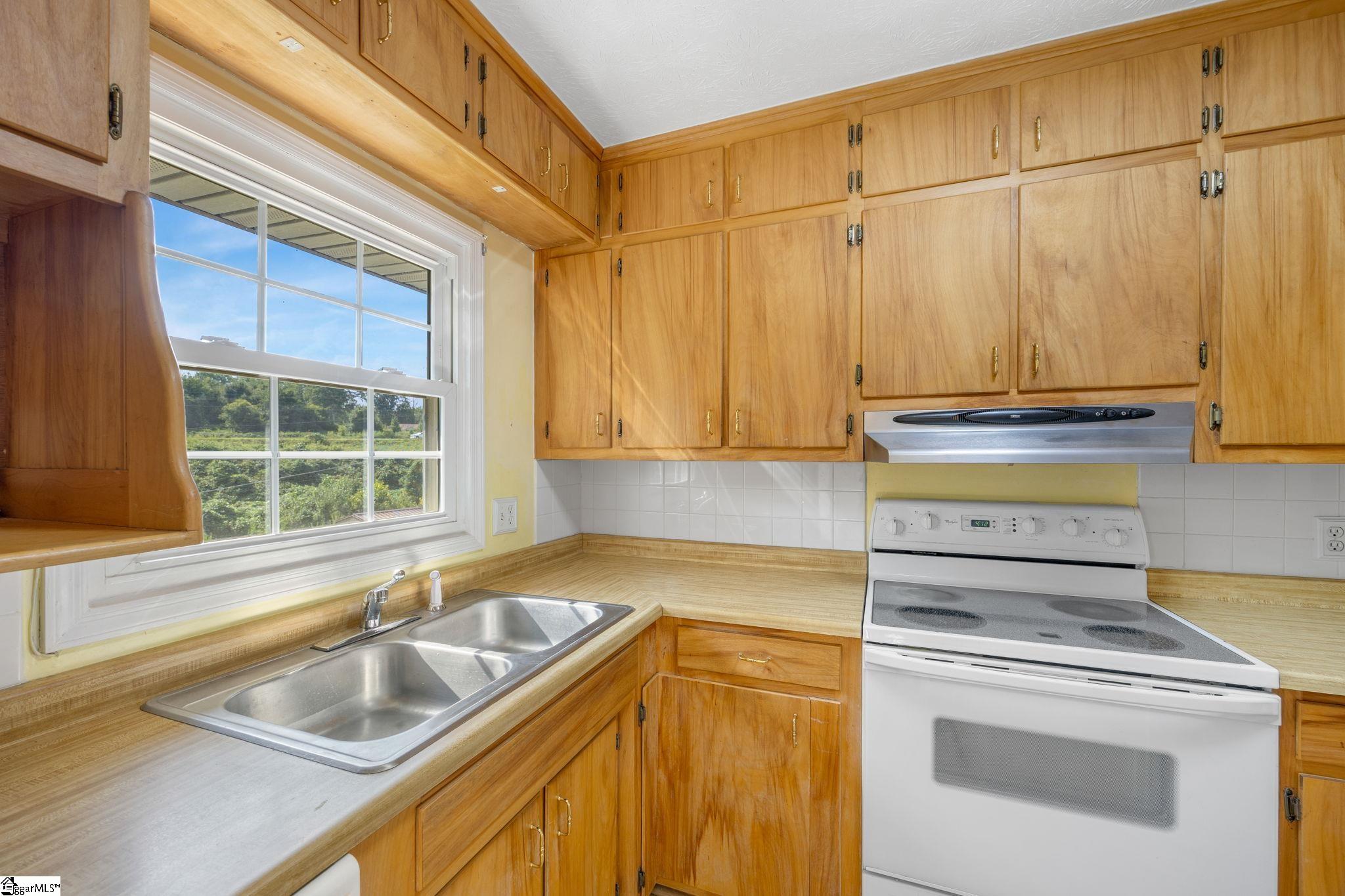 110 Earl Street Property Photo 15