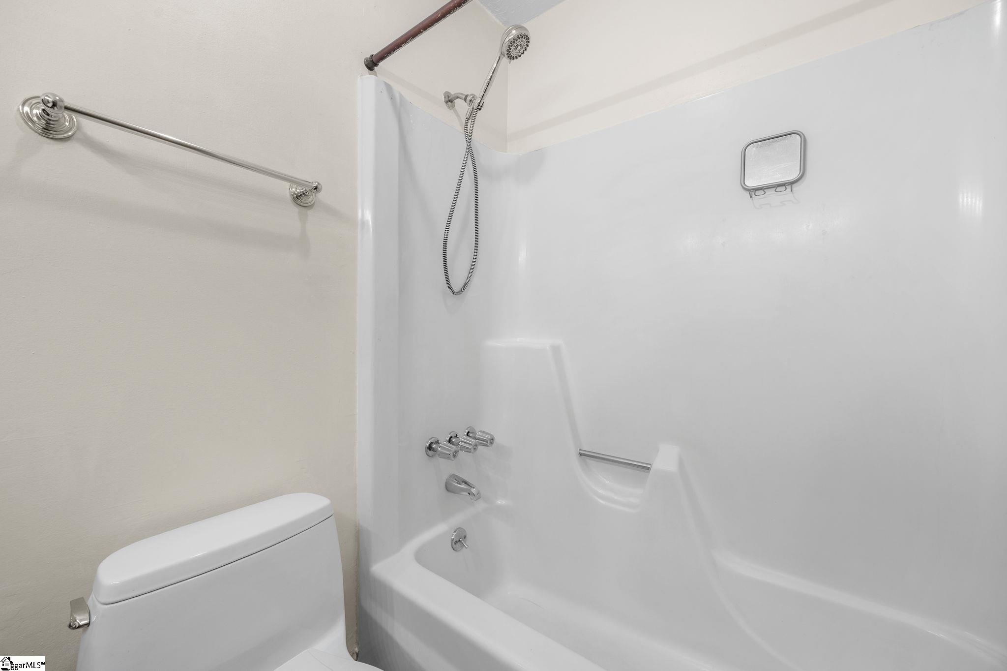 110 Earl Street Property Photo 24