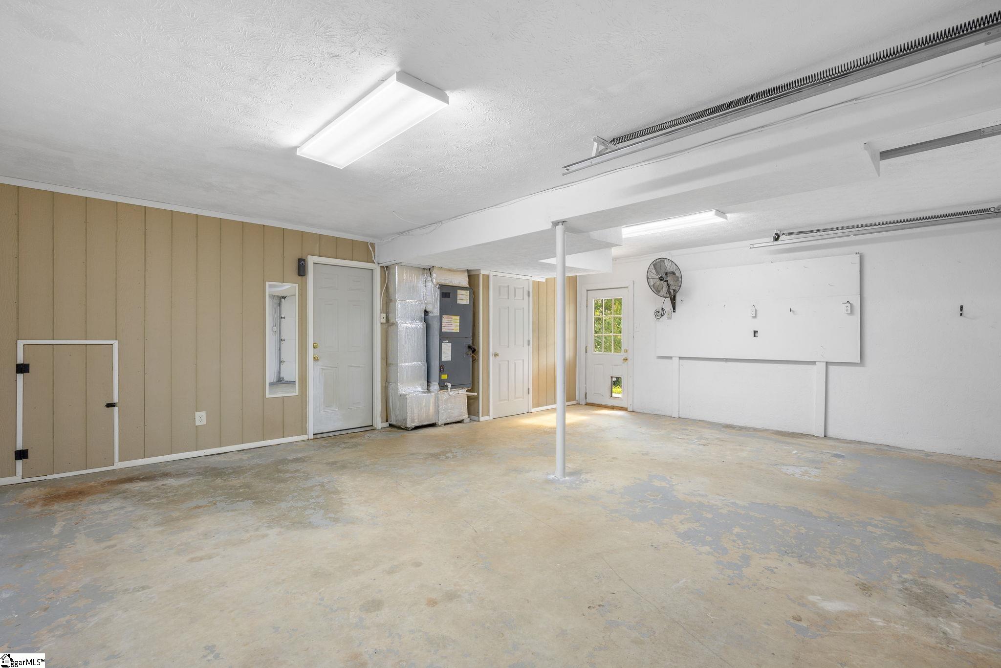 110 Earl Street Property Photo 30