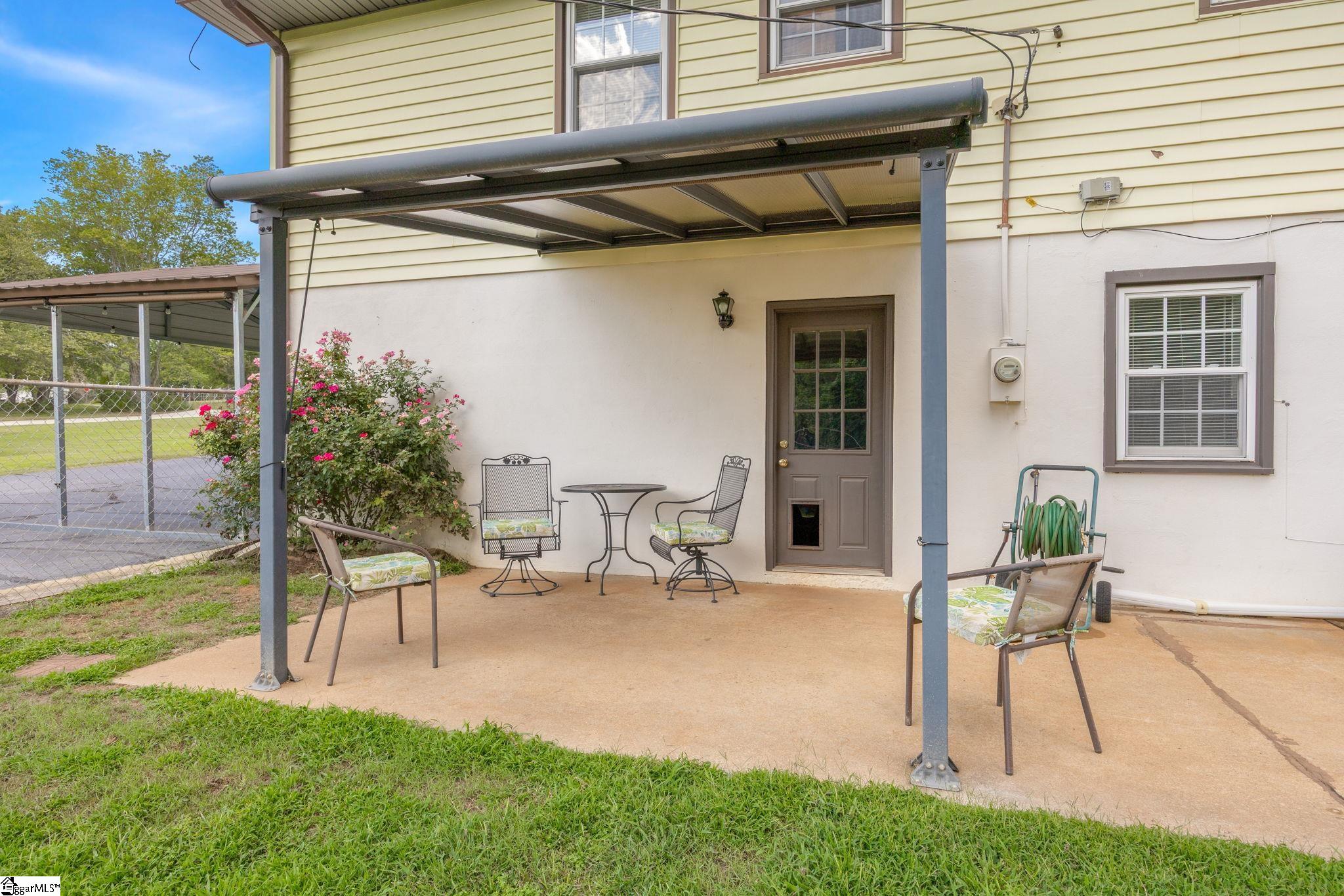 110 Earl Street Property Photo 32