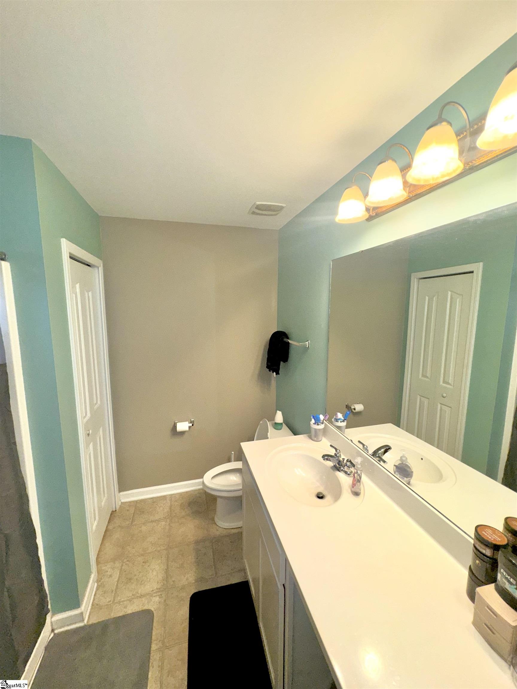 231 Garfield Lane Property Photo 13