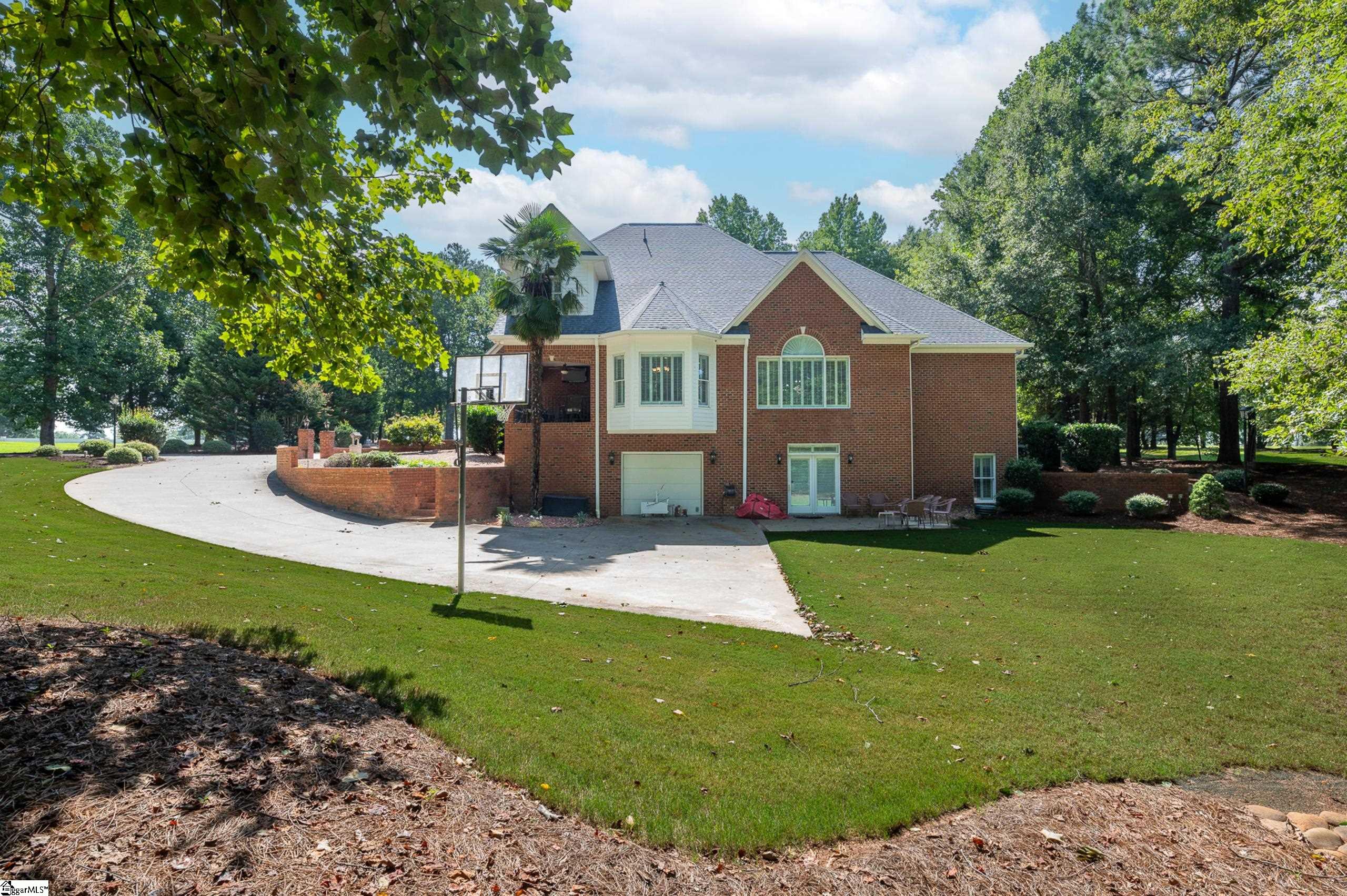 156 Club Drive Property Photo 4