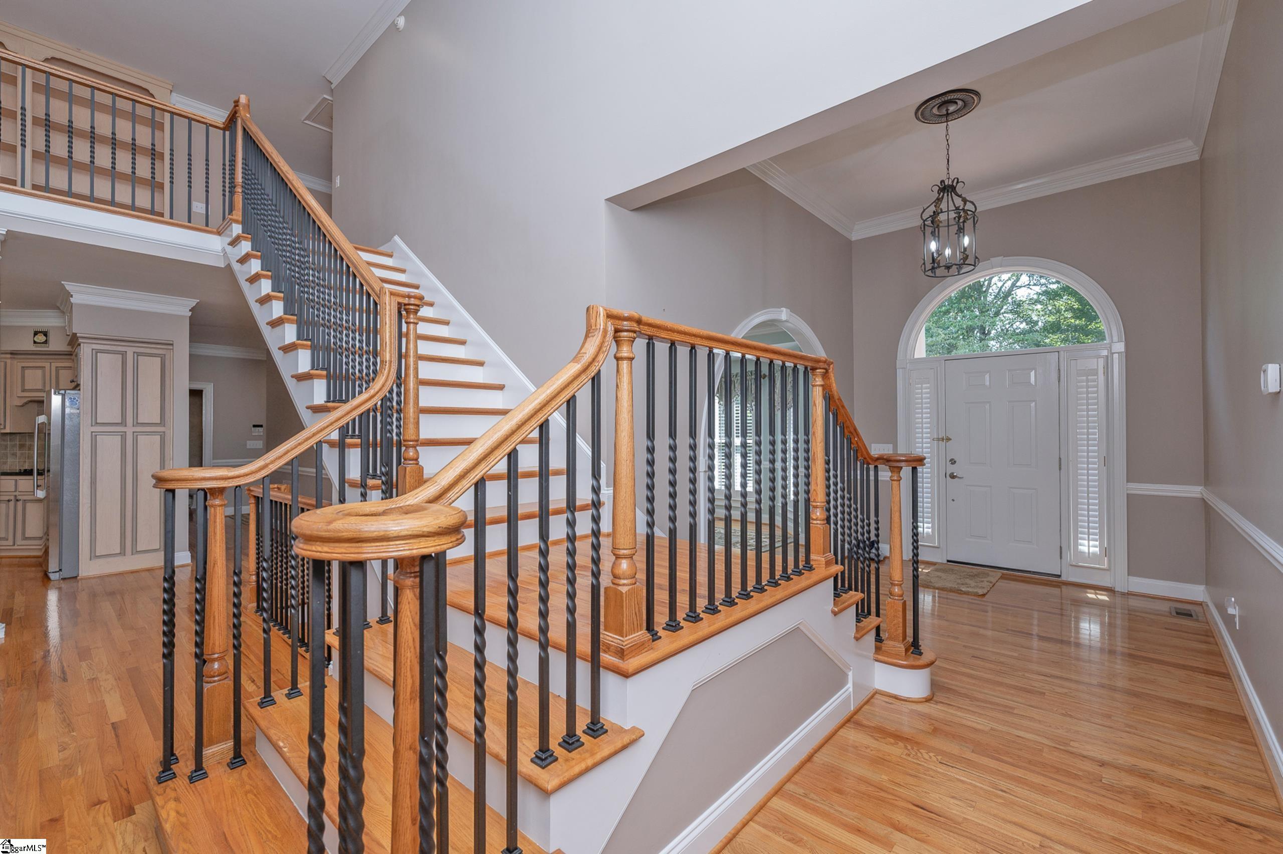 156 Club Drive Property Photo 6