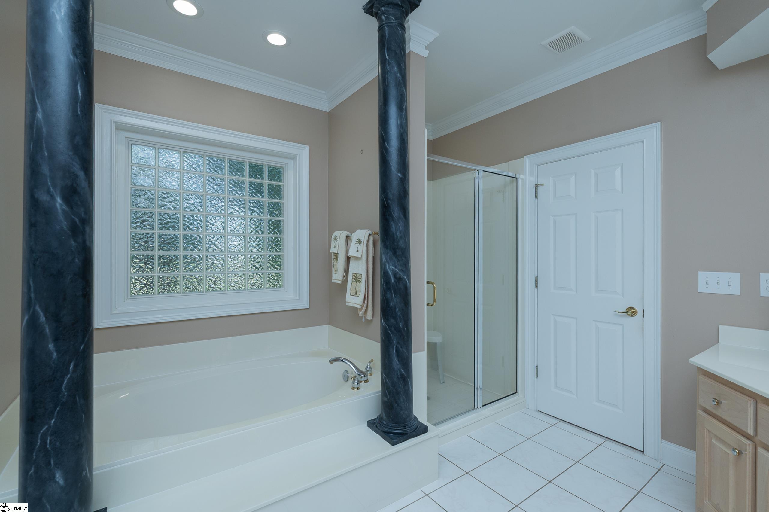 156 Club Drive Property Photo 25