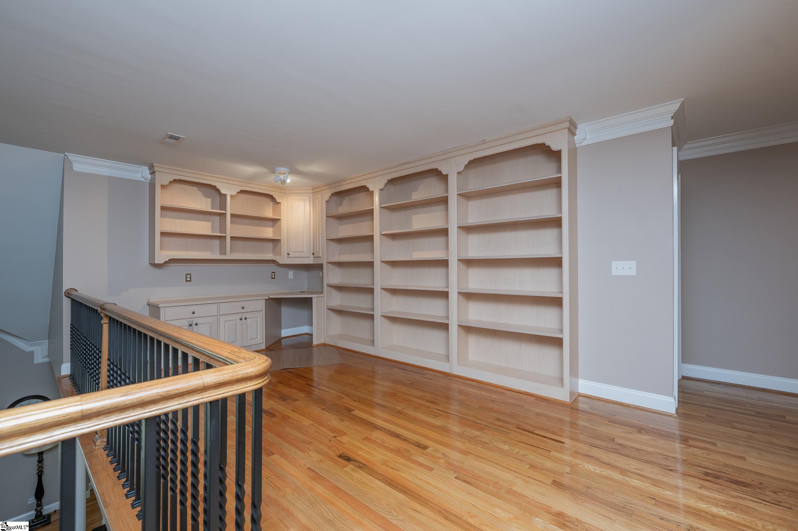 156 Club Drive Property Photo 28