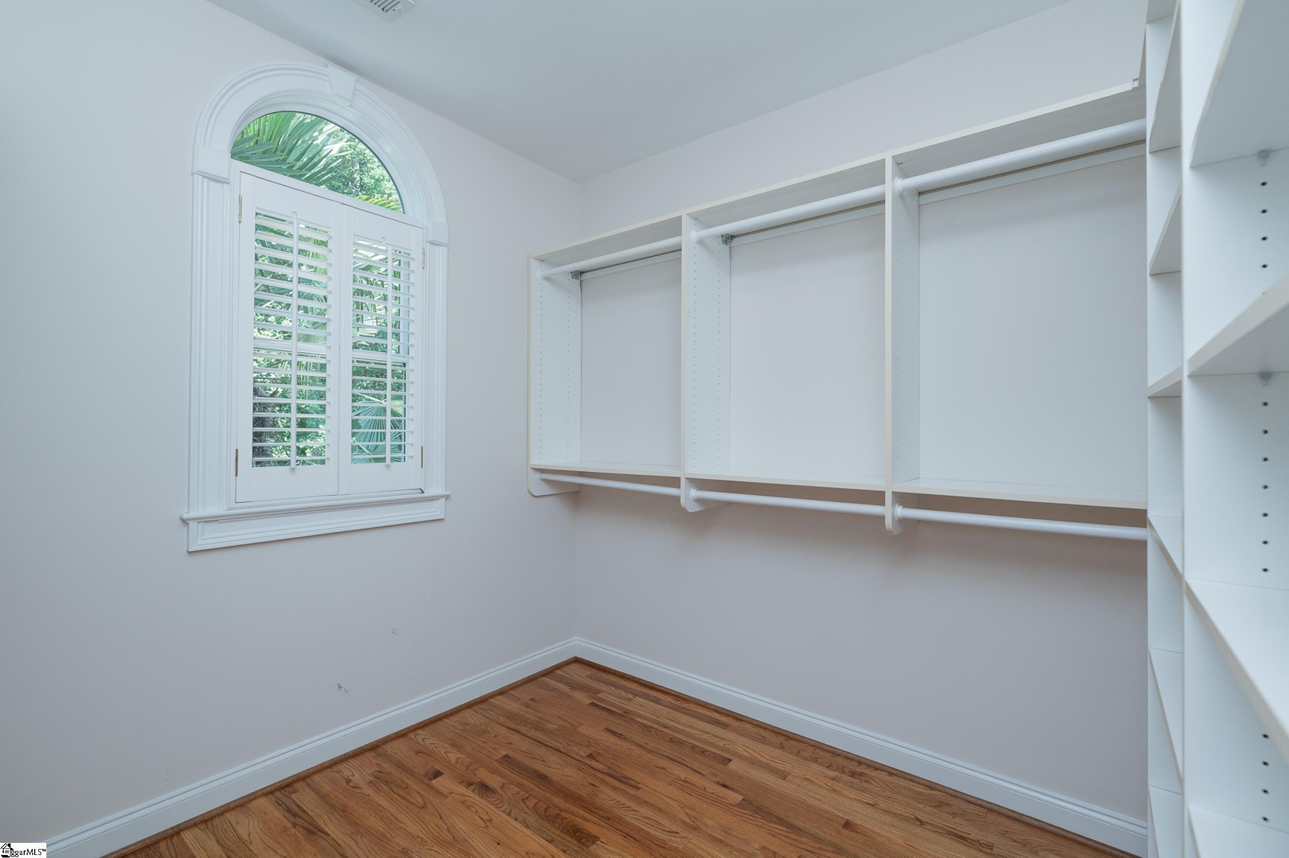 156 Club Drive Property Photo 33