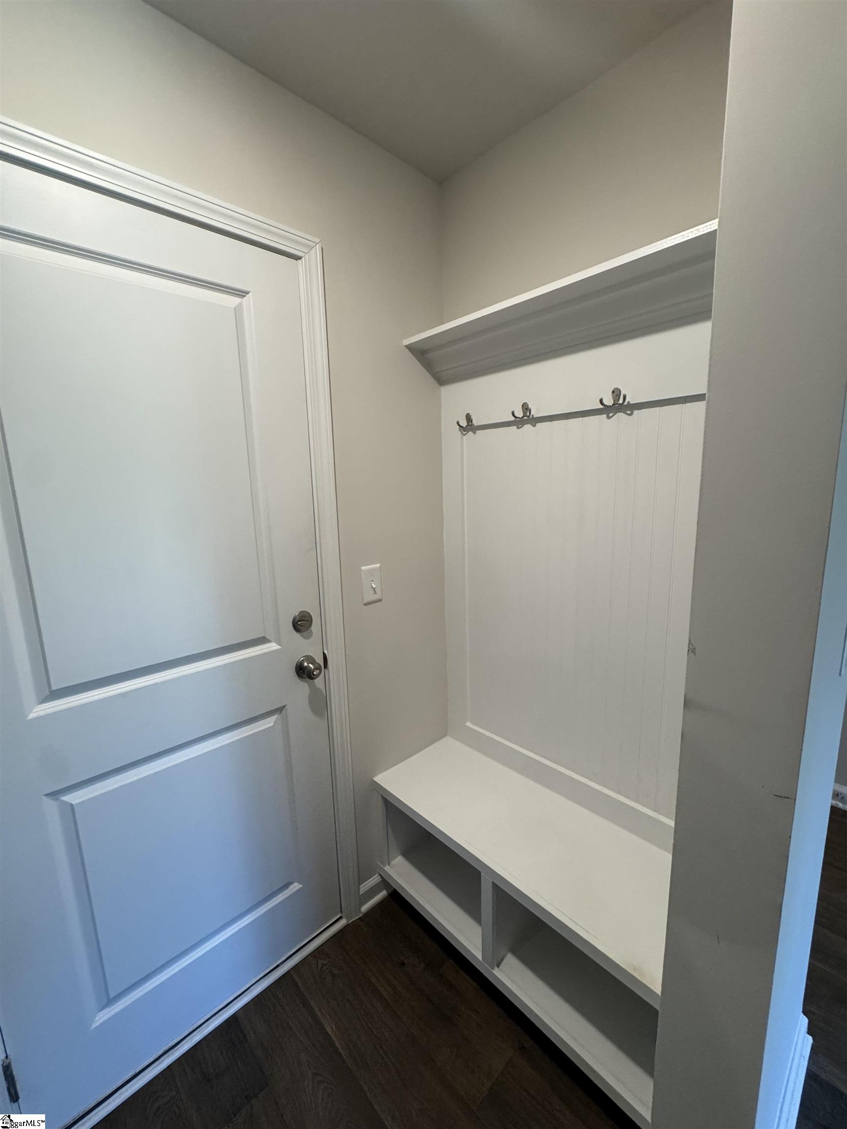 202 Hidden Hills Lane Property Photo 11
