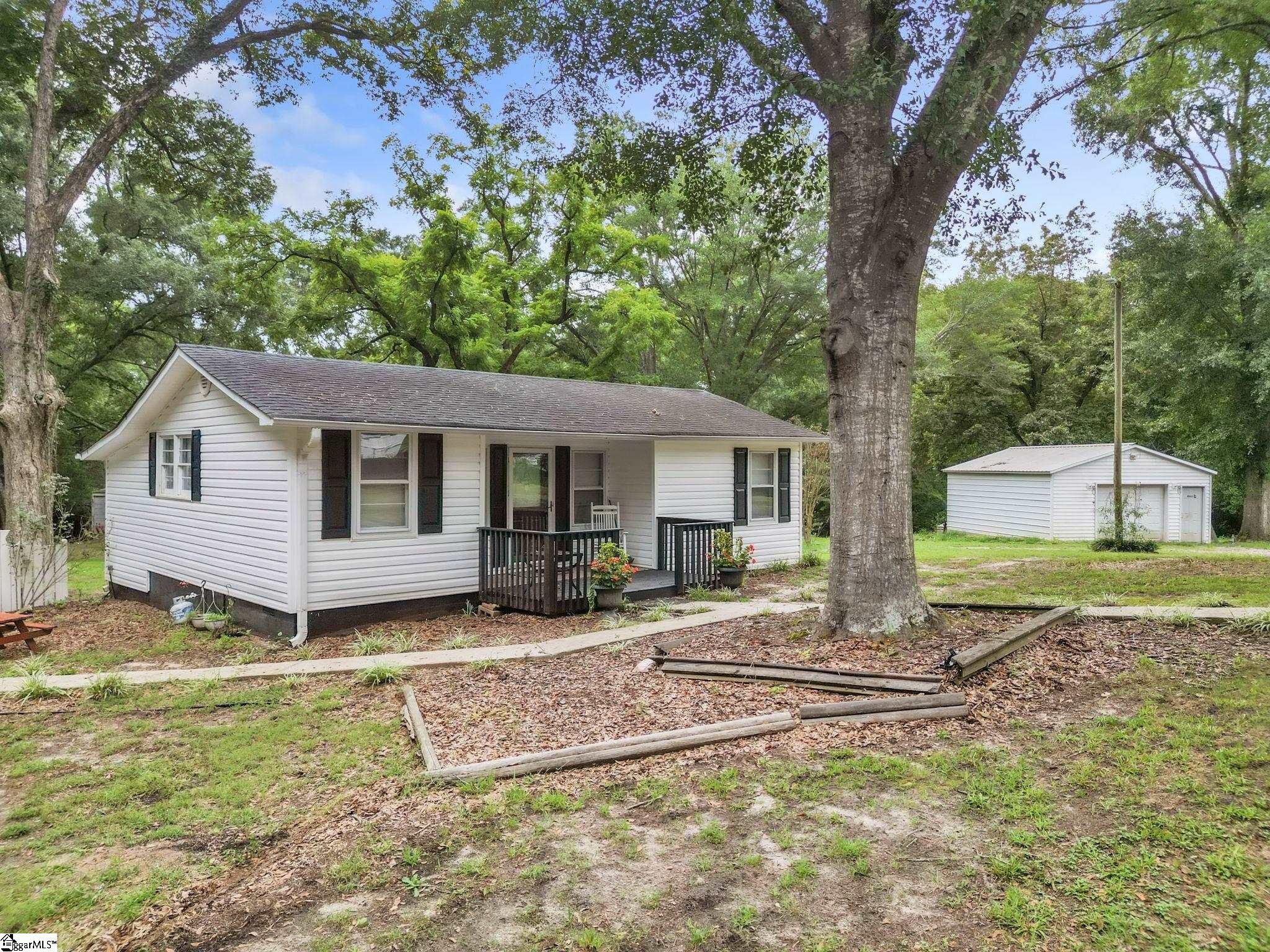 2127 Hellams Road Property Photo 21