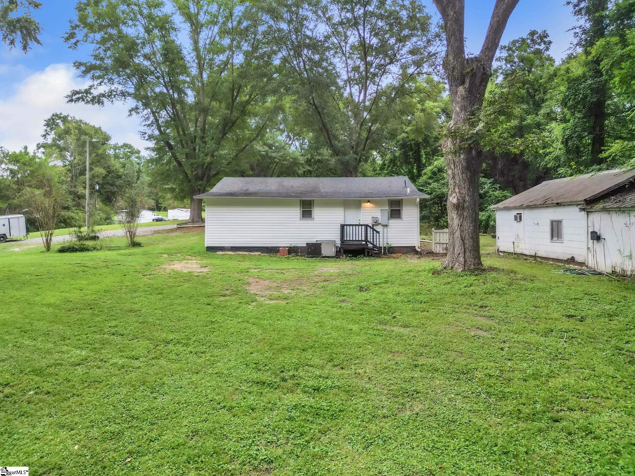 2127 Hellams Road Property Photo 22