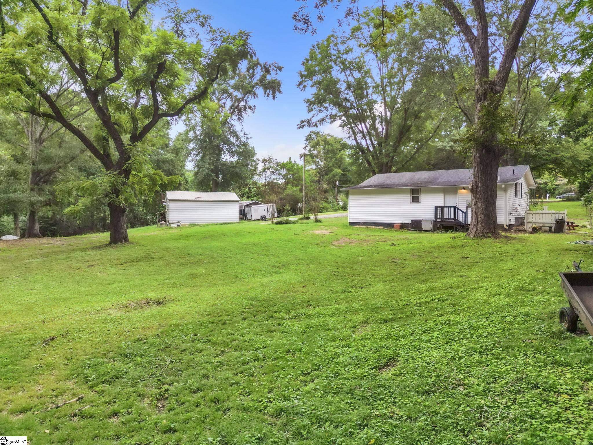 2127 Hellams Road Property Photo 23