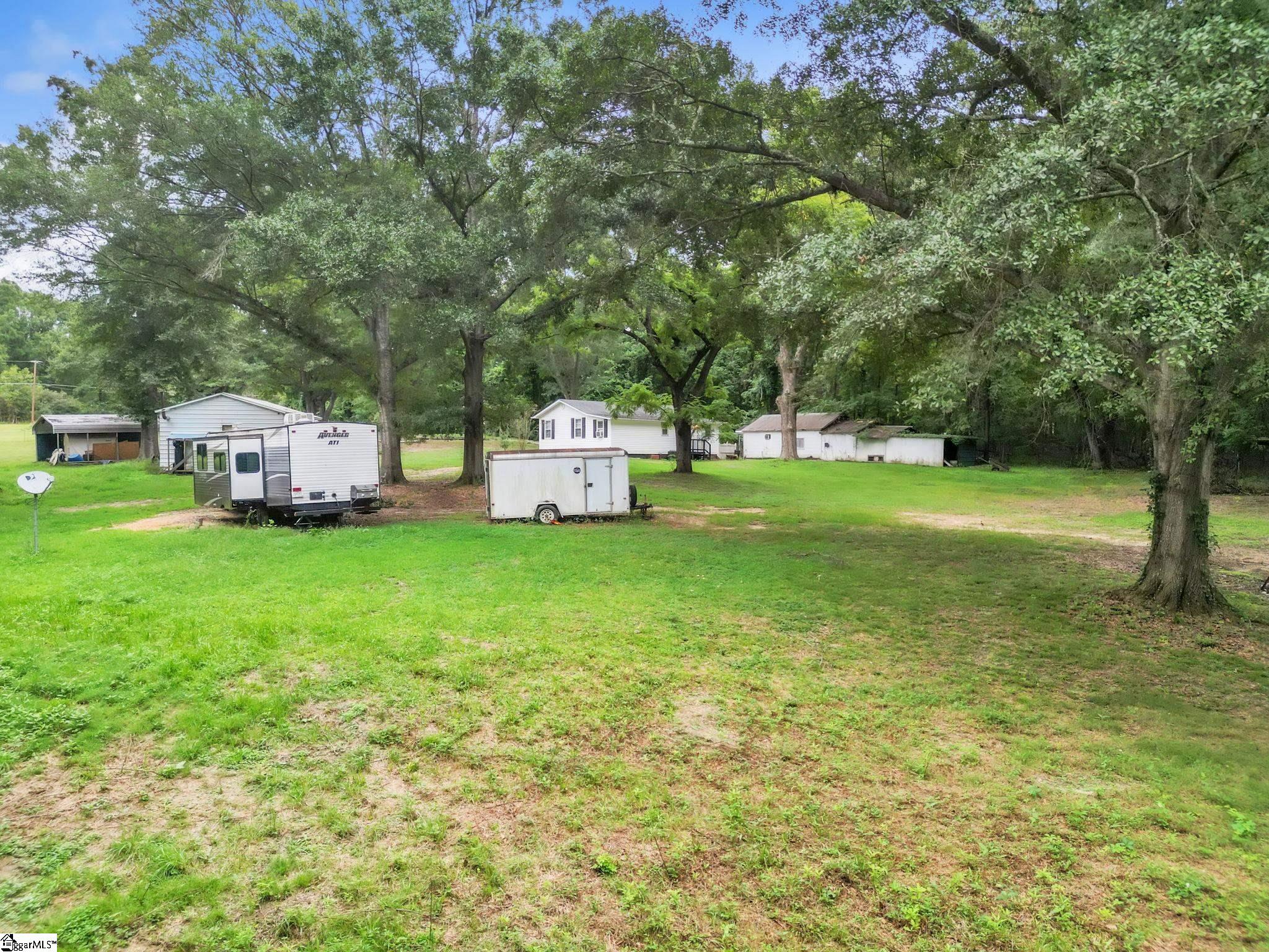 2127 Hellams Road Property Photo 25