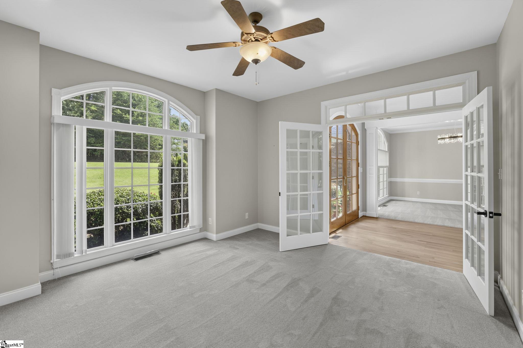 227 Woodlake Drive Property Photo 16