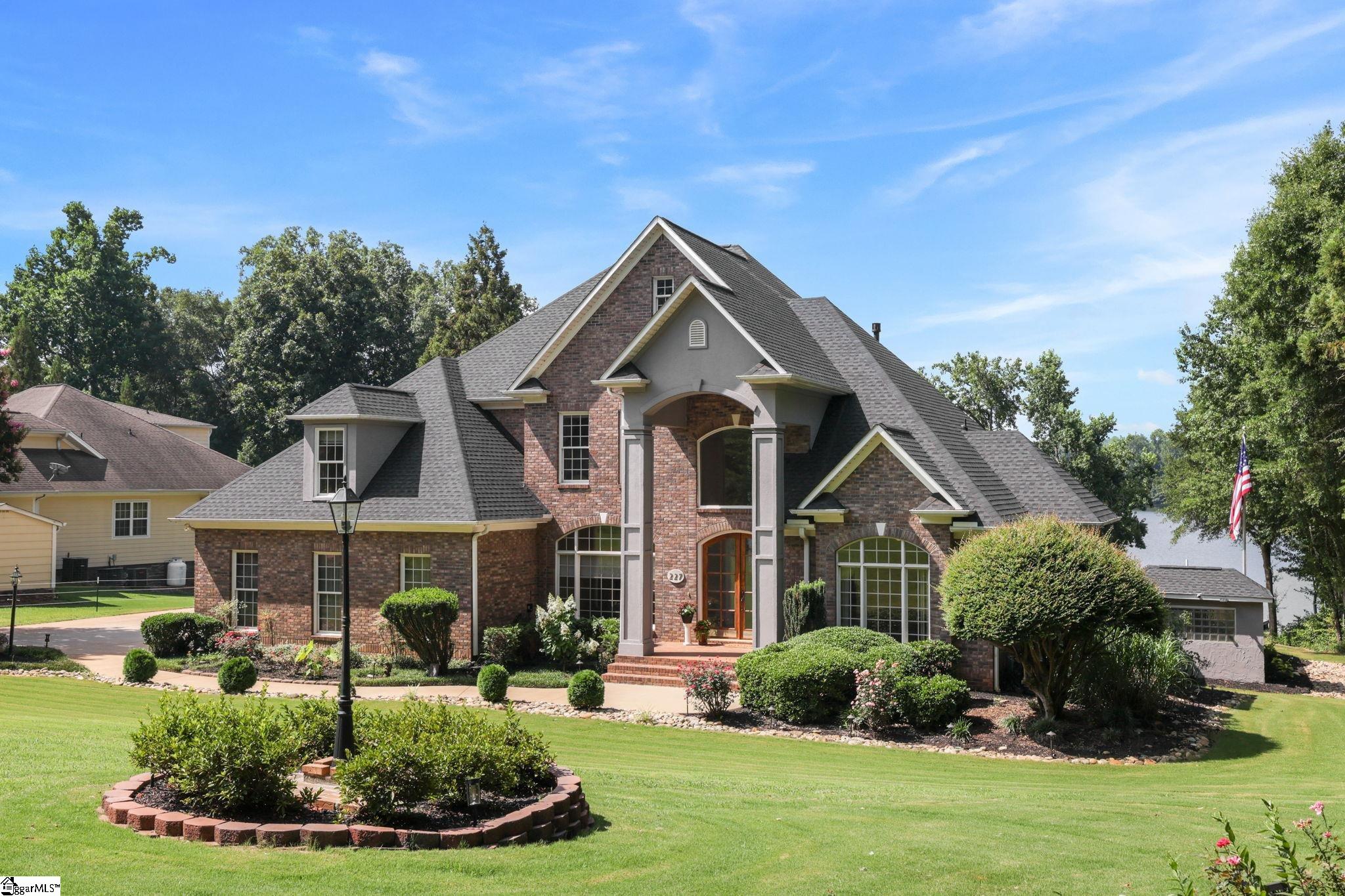 227 Woodlake Drive Property Photo 44