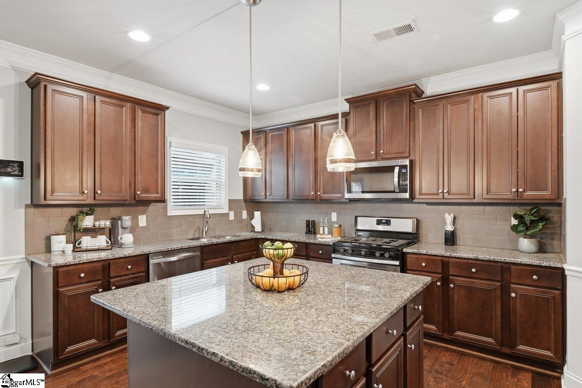 536 W Saddletree Drive Property Photo 15