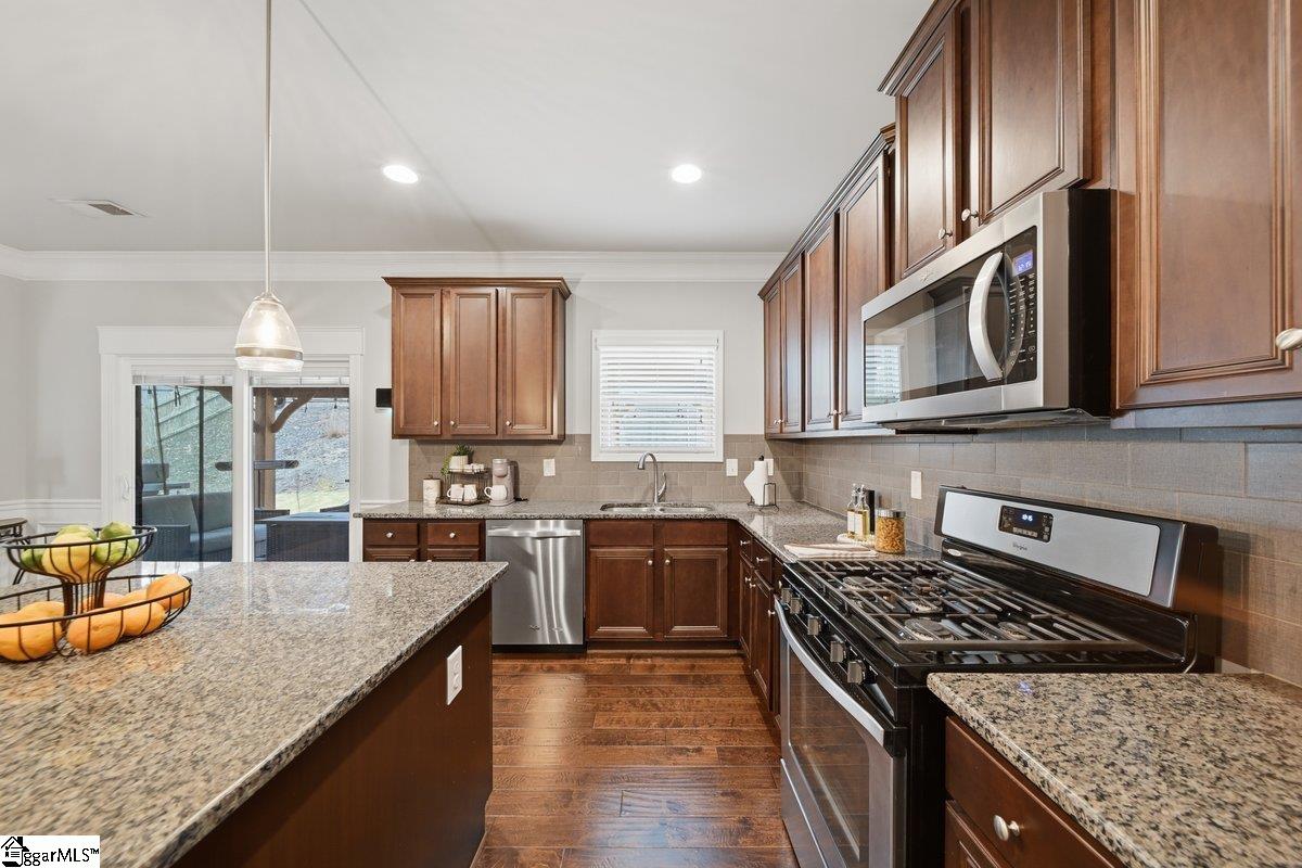 536 W Saddletree Drive Property Photo 16