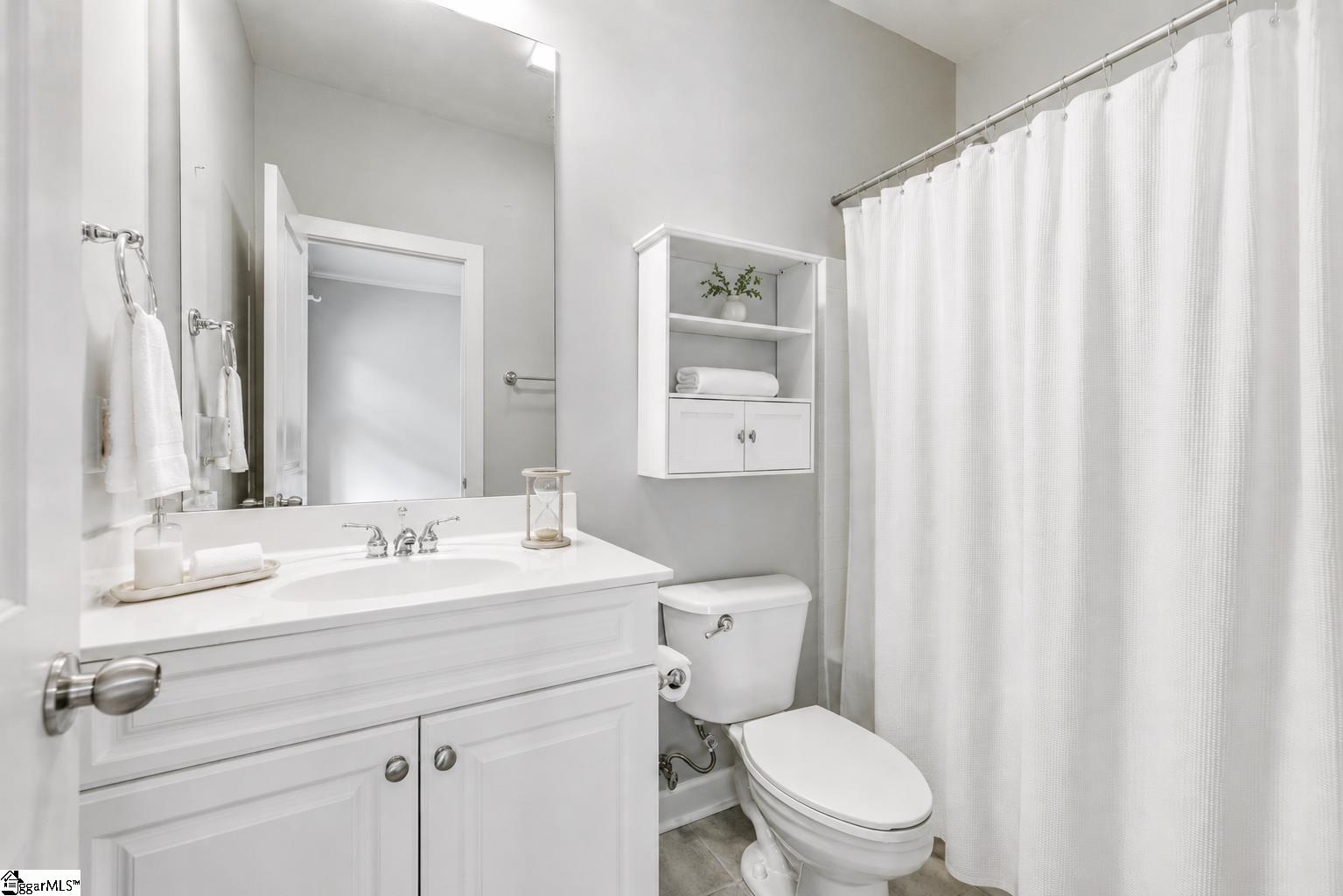 19 Ashby Grove Drive Property Photo 18