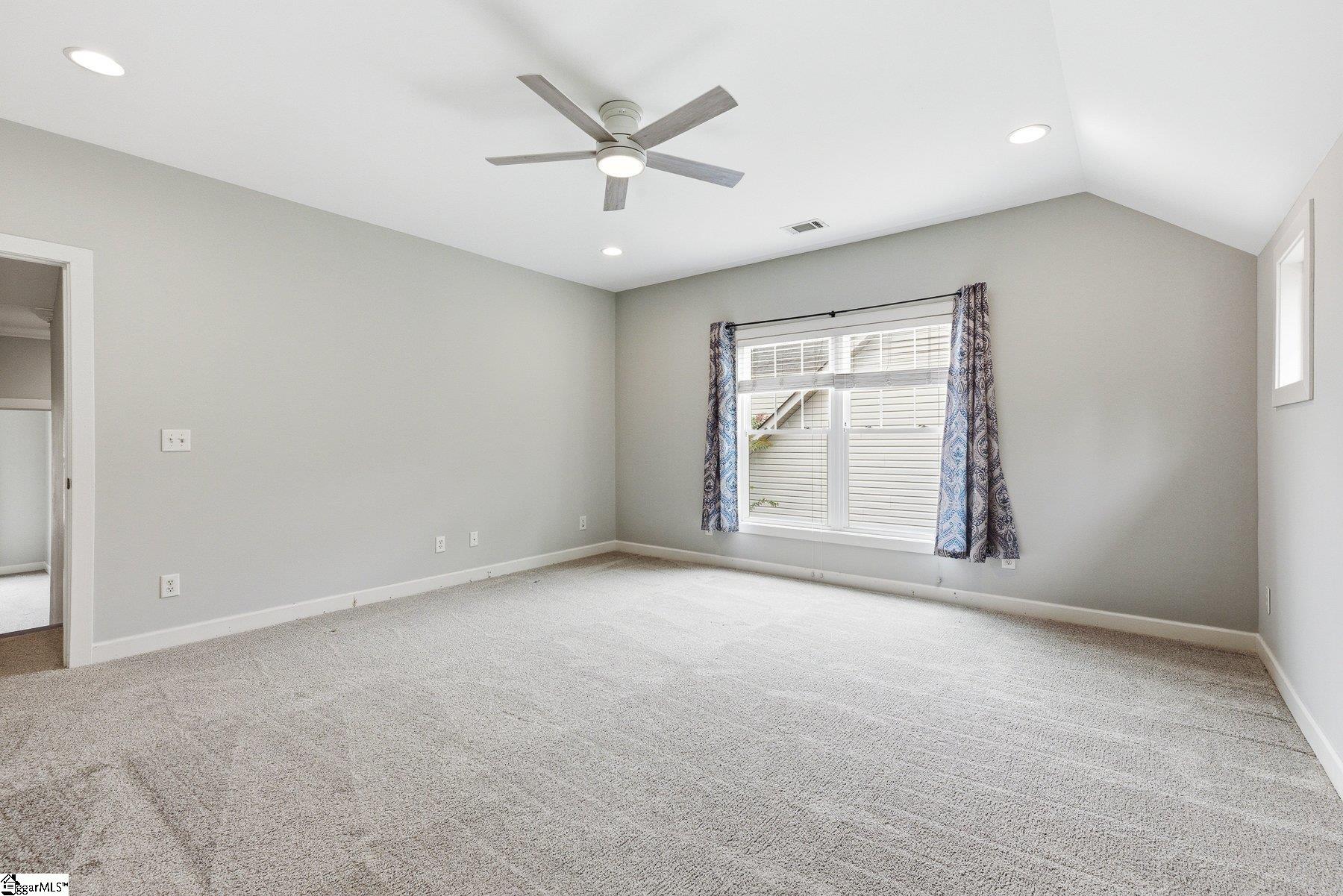 19 Ashby Grove Drive Property Photo 21
