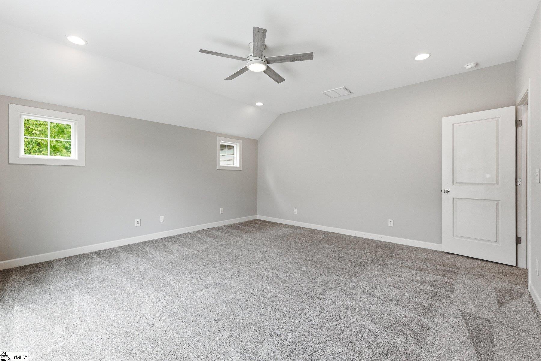 19 Ashby Grove Drive Property Photo 22