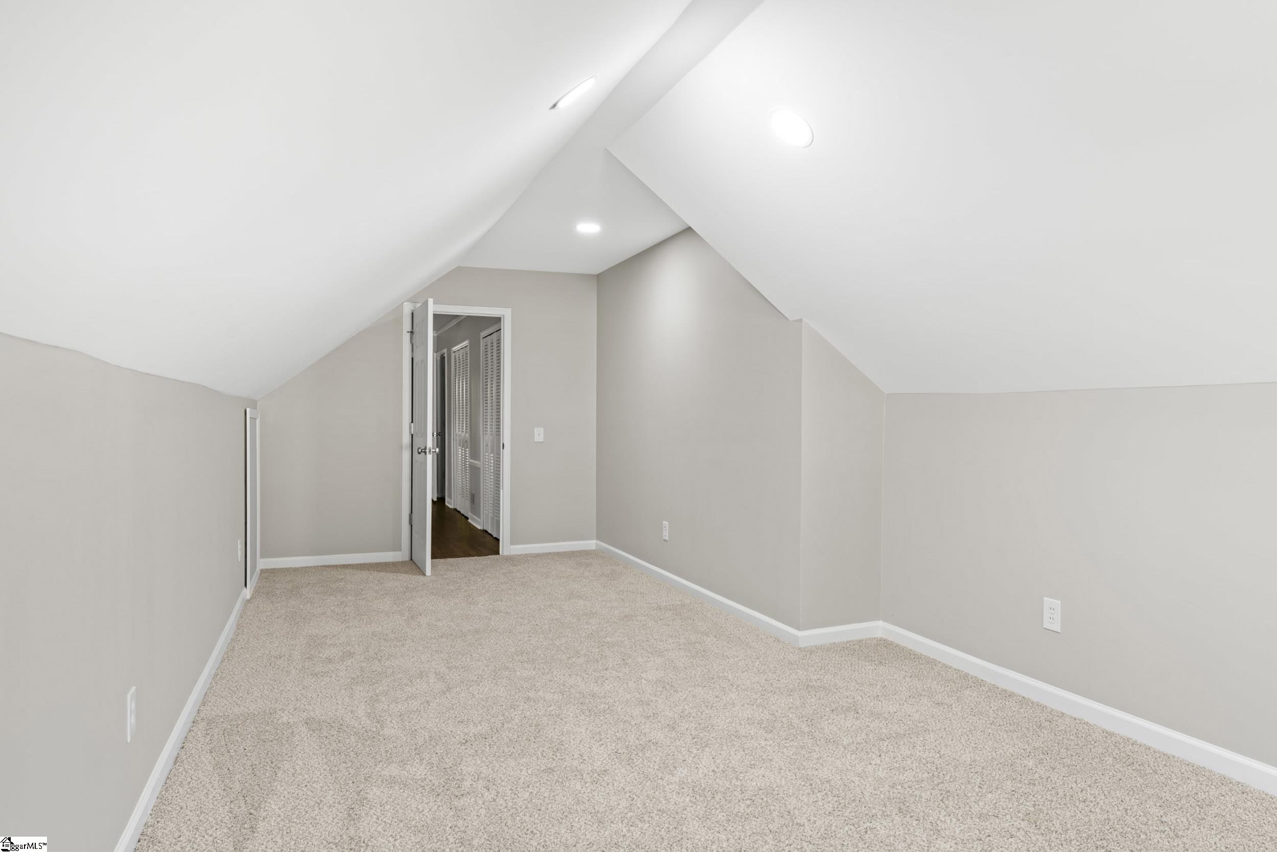 201 Rosemary Lane Property Photo 44