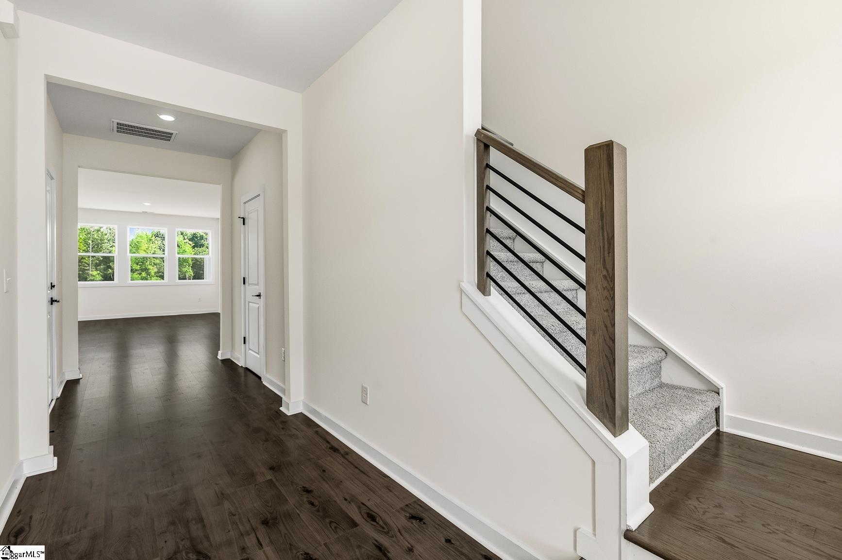 1306 Westgate Village Drive Property Photo 6