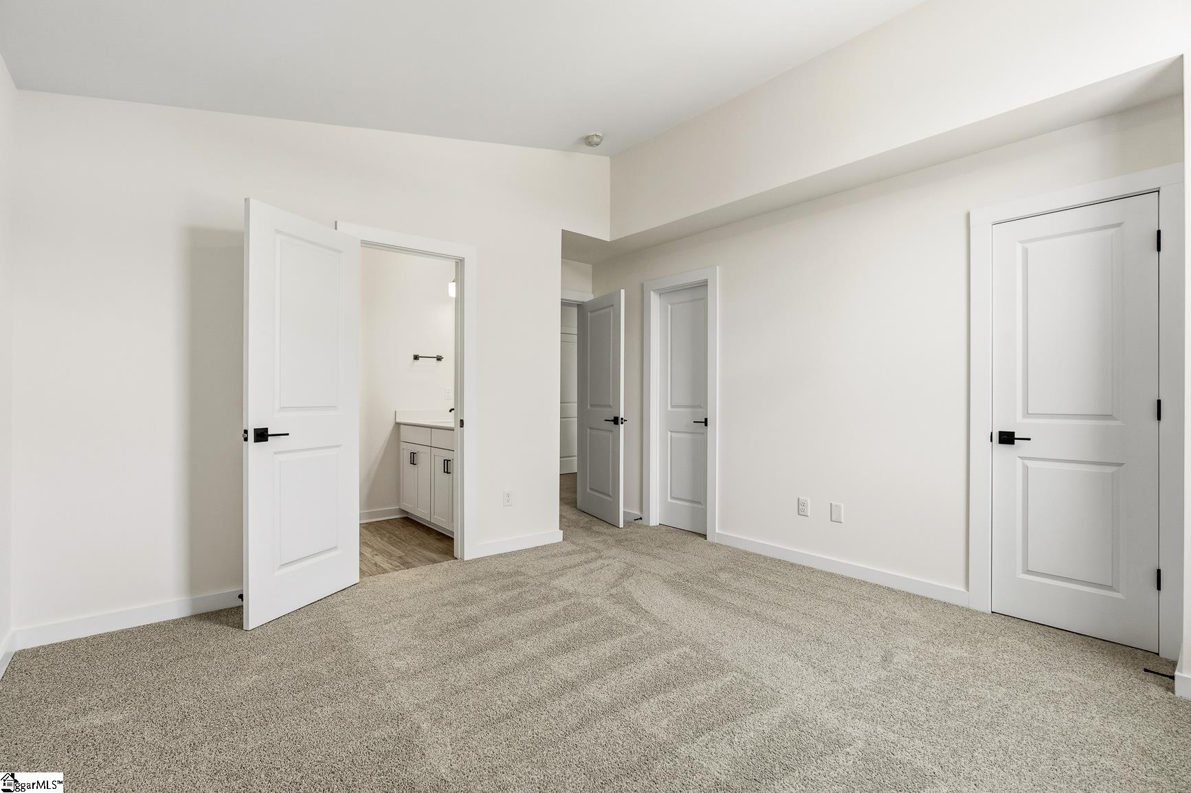 1306 Westgate Village Drive Property Photo 10