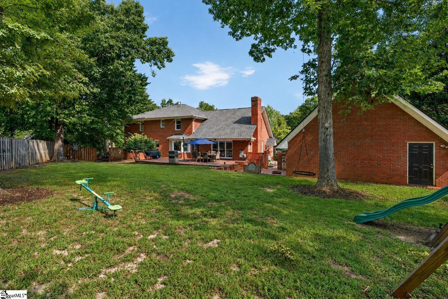 131 Woodridge Drive Property Photo 6