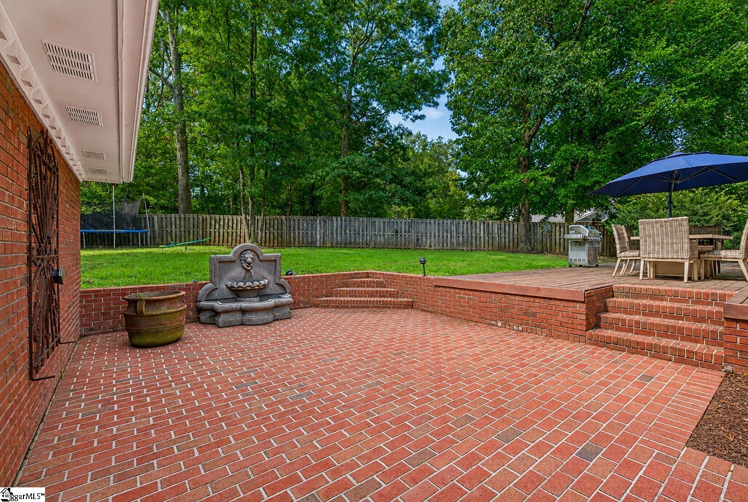 131 Woodridge Drive Property Photo 7