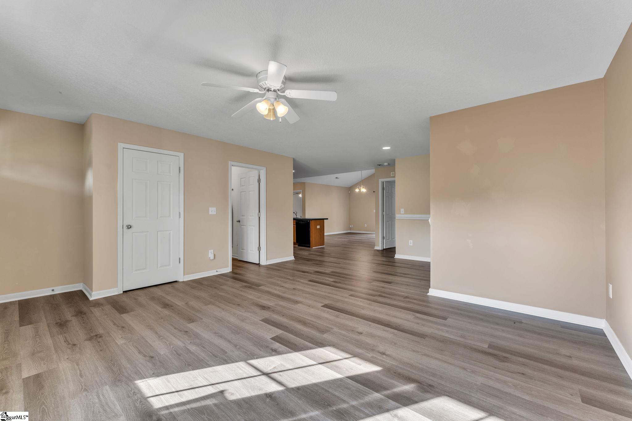 335 Heatherbrook Drive Property Photo 5