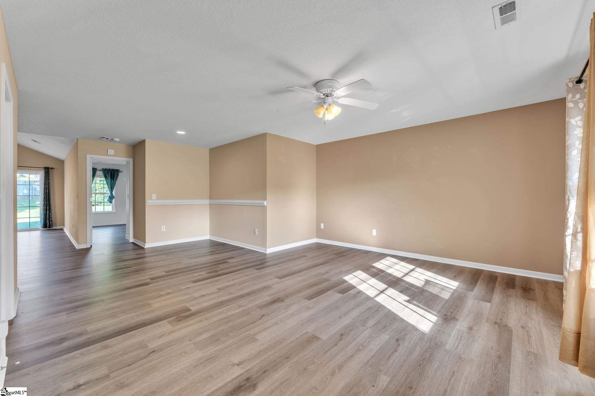 335 Heatherbrook Drive Property Photo 8