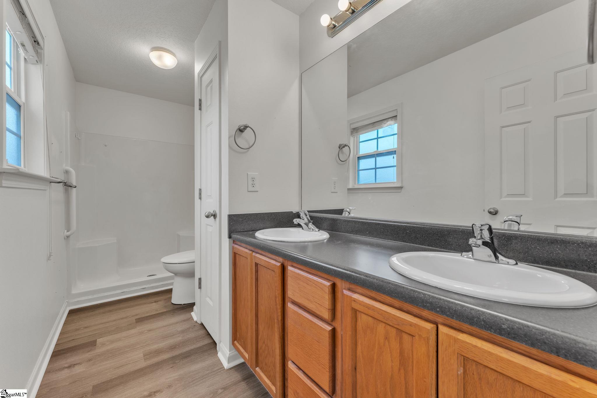 335 Heatherbrook Drive Property Photo 17
