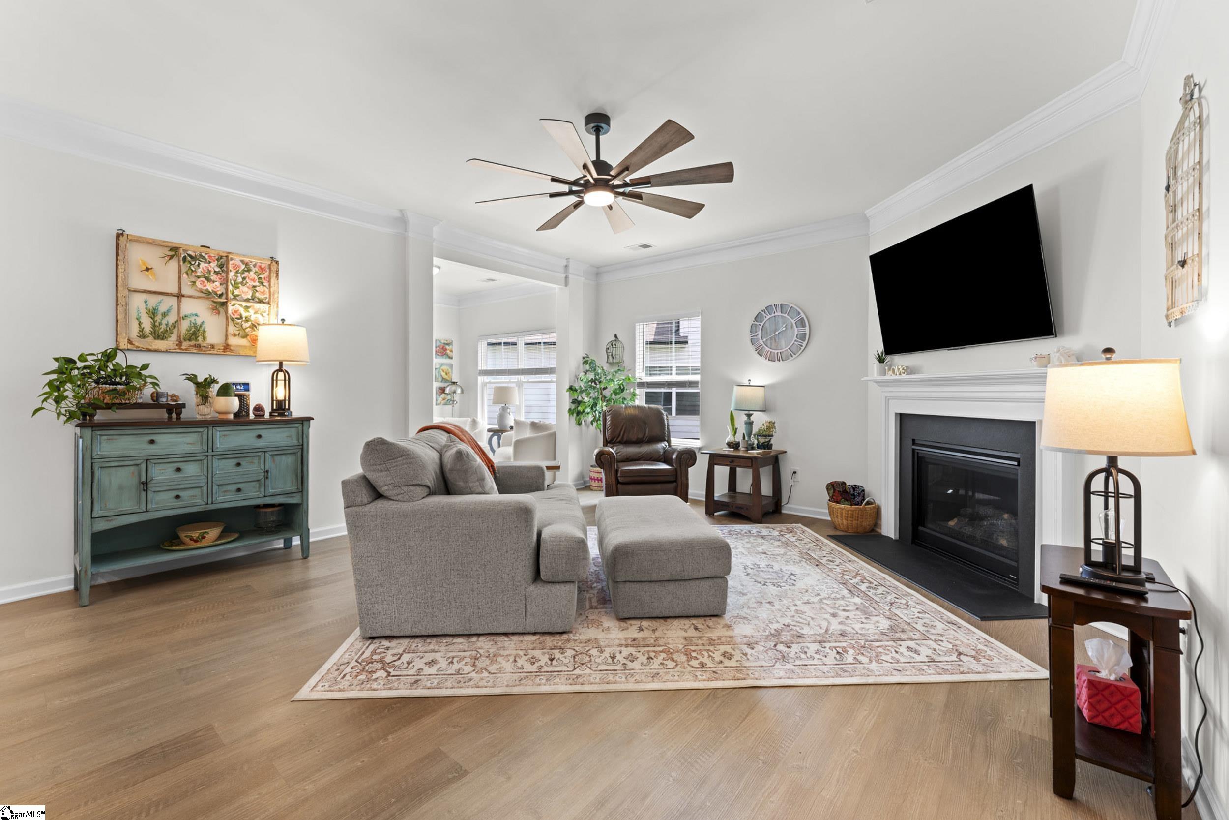 649 Columbus Circle Property Photo 4
