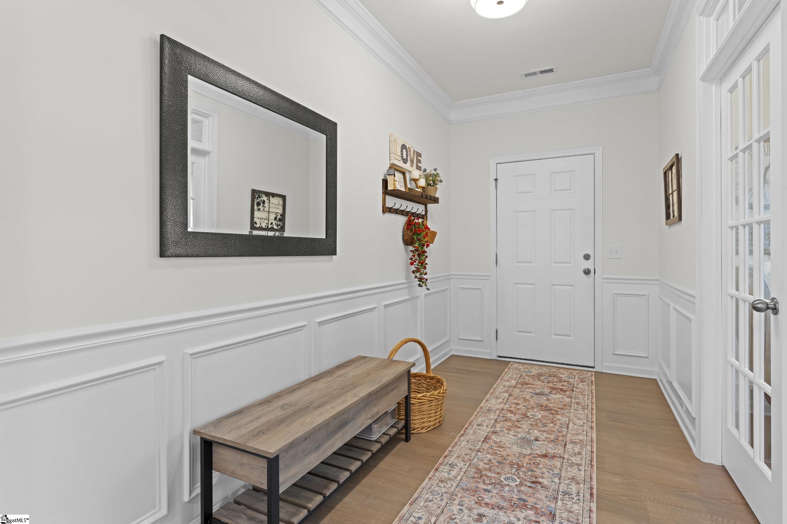 649 Columbus Circle Property Photo 20