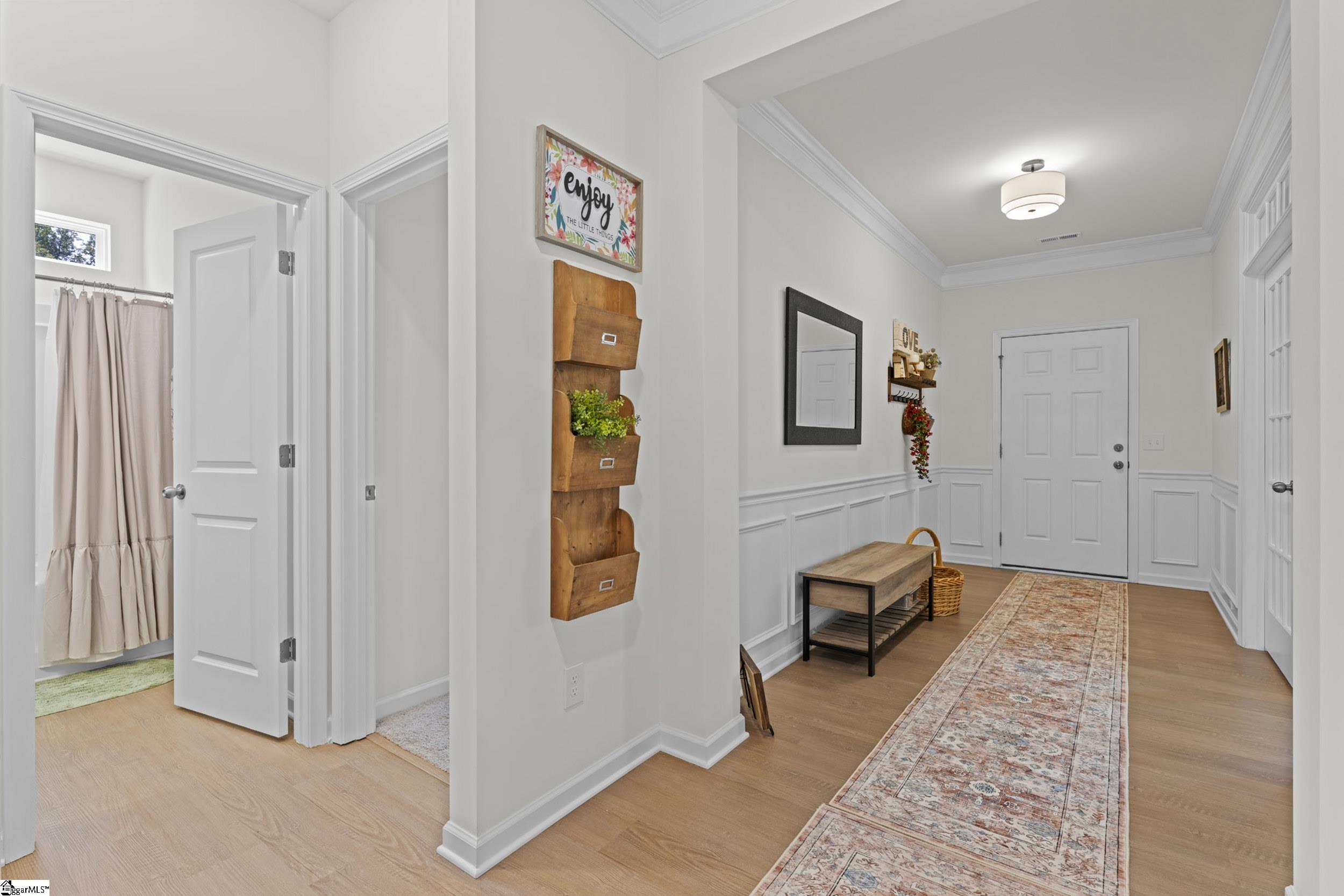 649 Columbus Circle Property Photo 21